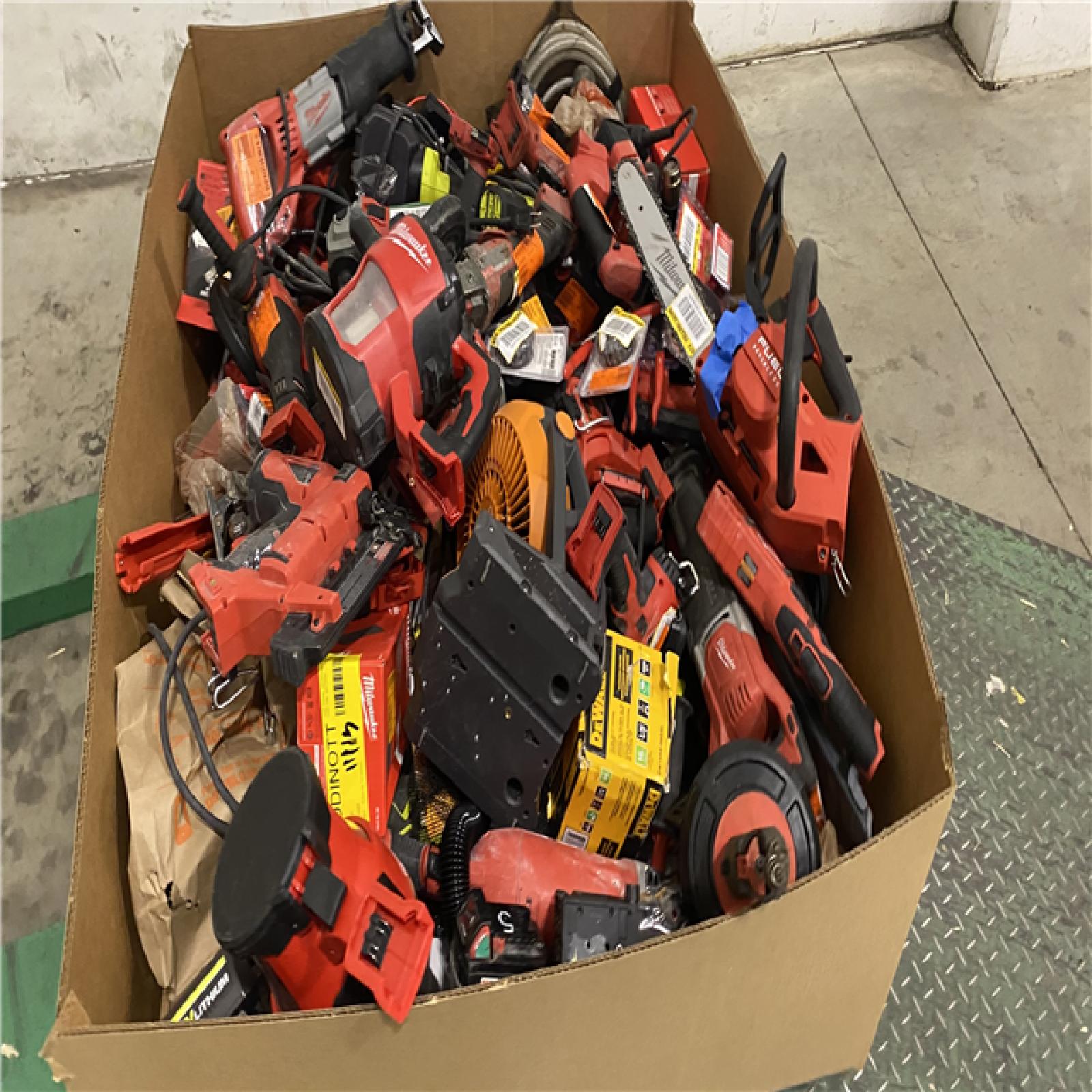 Dallas Location - As-Is Tool Pallet