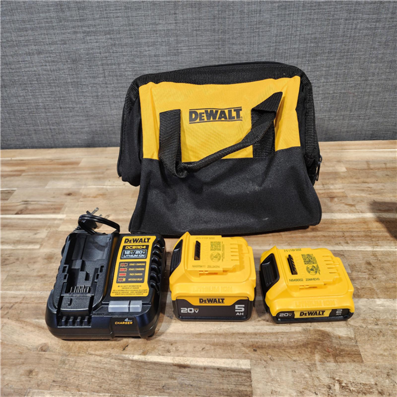HOUSTON LOCATION - AS-IS DEWALT 2-Tool Combo Kit