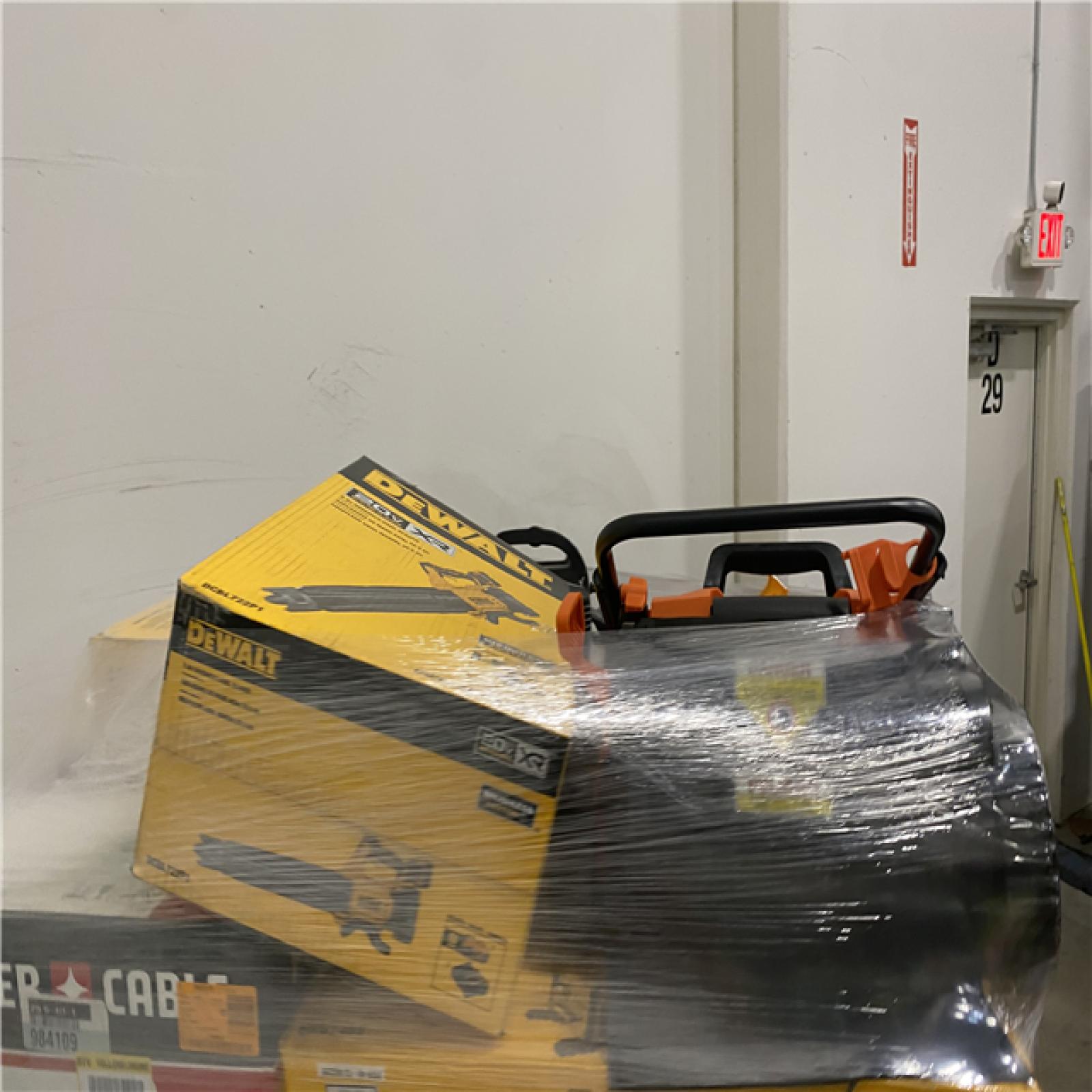 Dallas Location - As-Is DEWALT Tool Pallet
