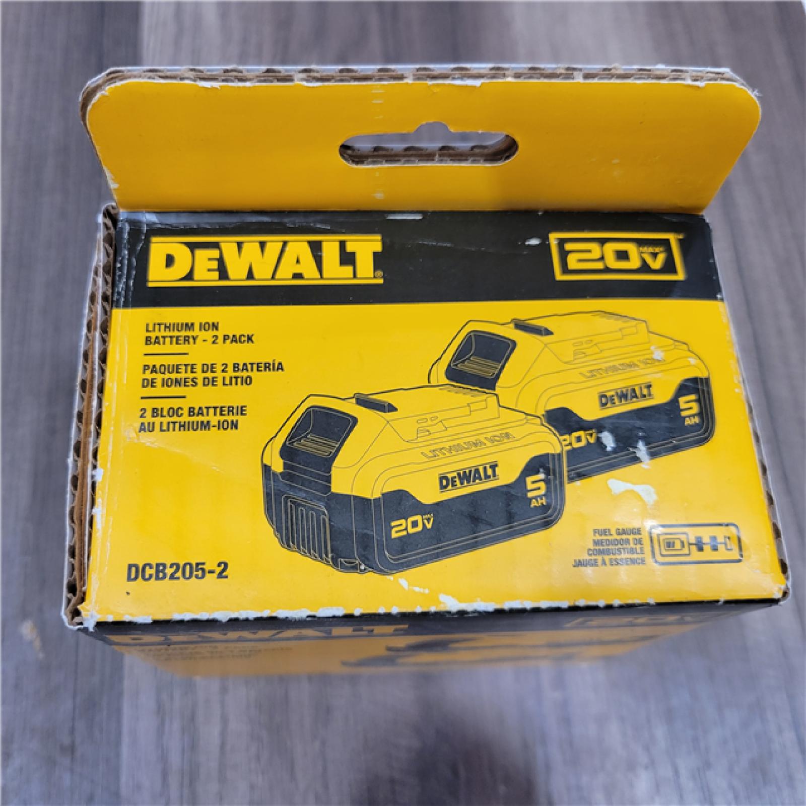 NEW DEWALT 20V MAX XR Premium Lithium-Ion 5.0Ah Battery Pack (2 Pack)