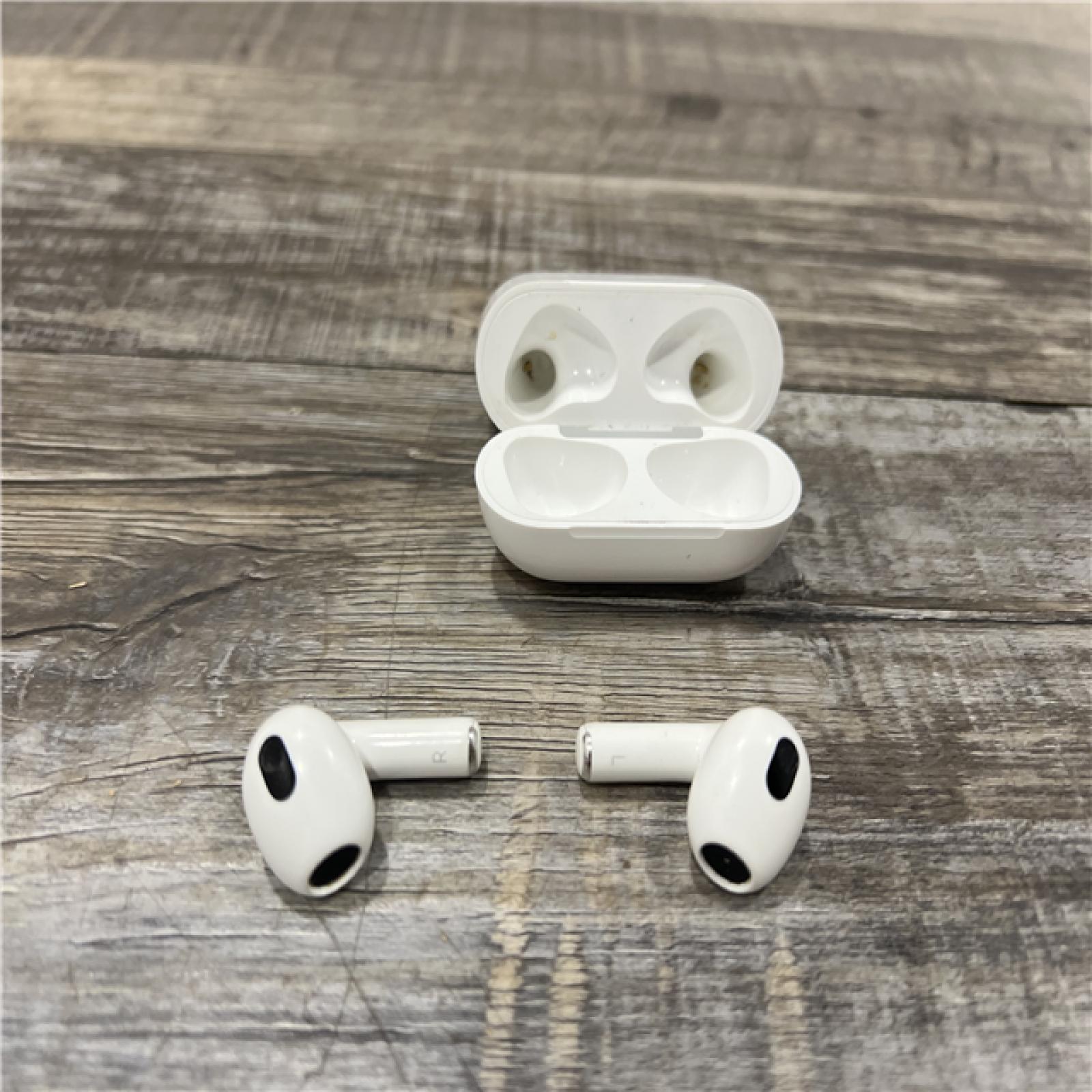 AS-IS AirPods (3rd Generation) with Lightning Charging Case