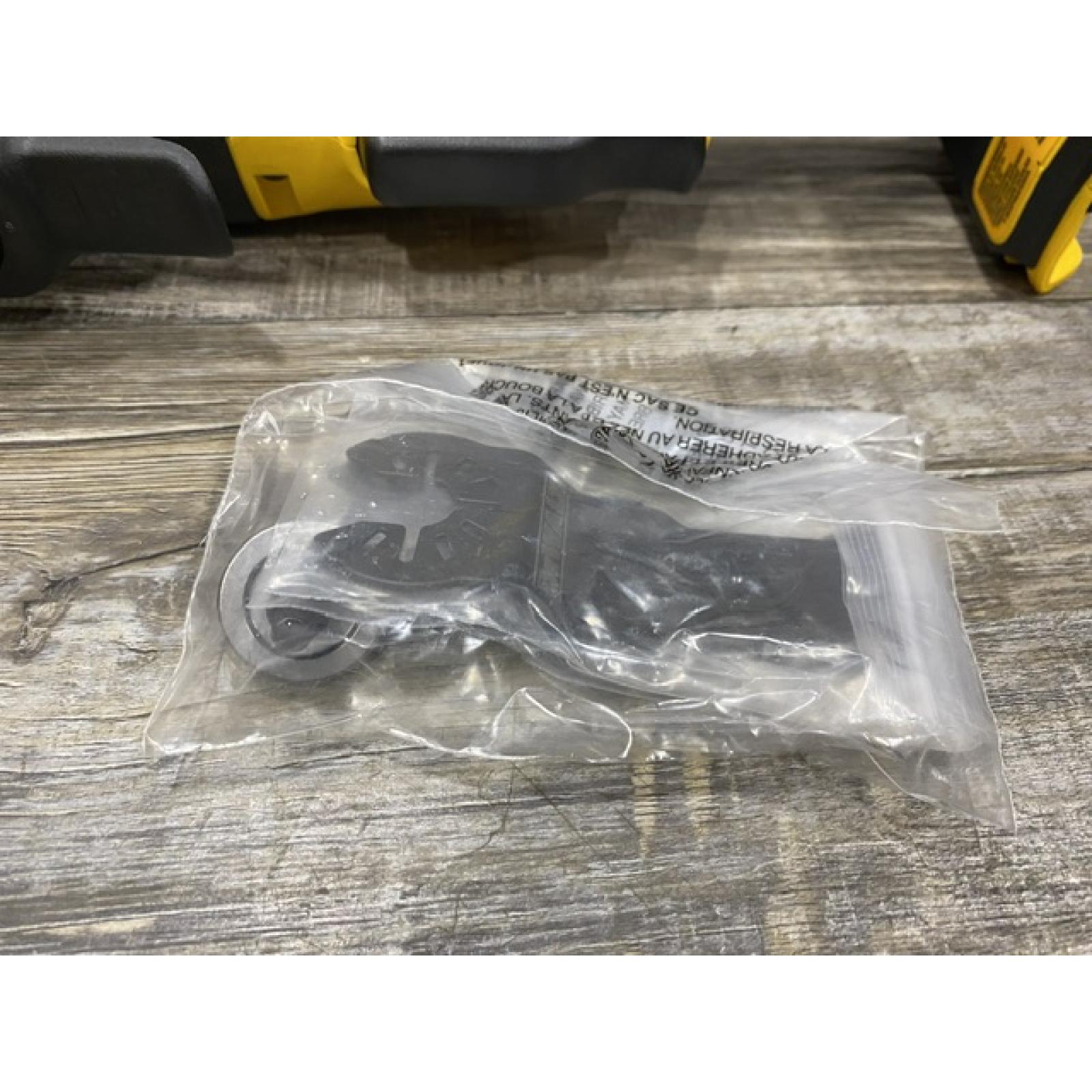 AS-IS DEWALT ATOMIC 20V MAX Cordless Brushless Oscillating Multi Tool (Tool Only)