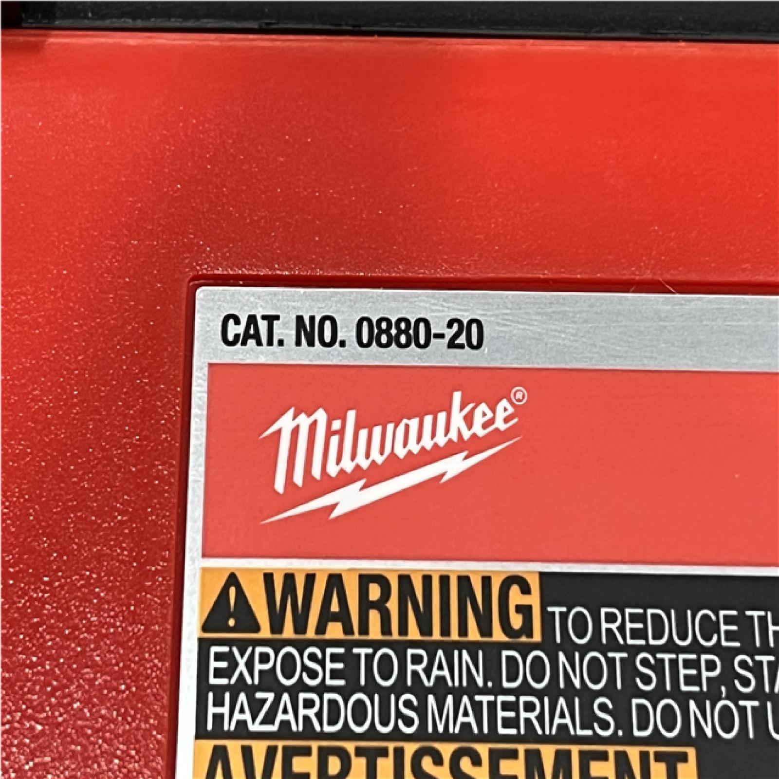 NEW - Milwaukee 18-Volt 2 Gal. Lithium-Ion Cordless Wet/Dry Vacuum (Vacuum-Only)