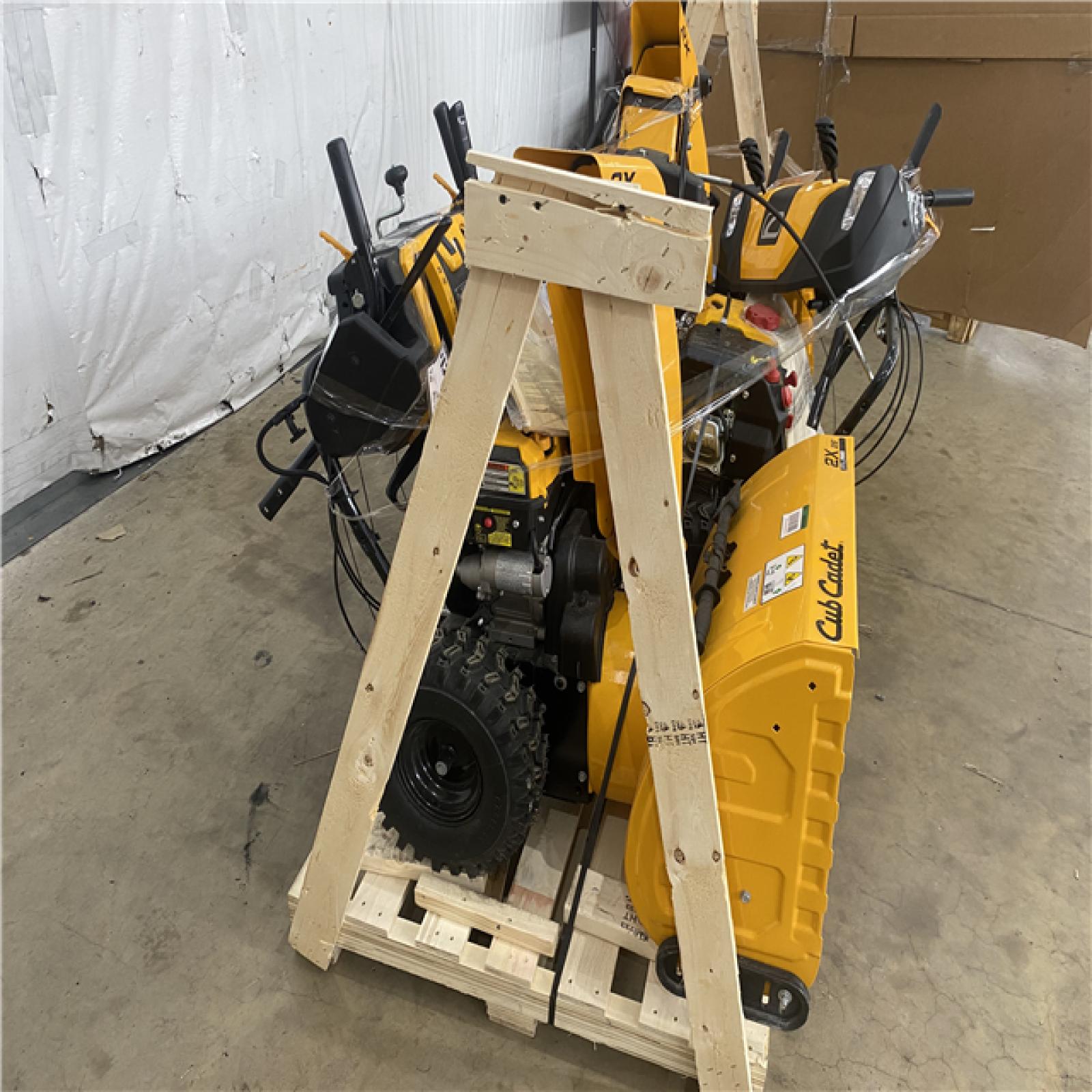 Houston Location AS IS - Cub Cadet 2X 26 in. Snowblower