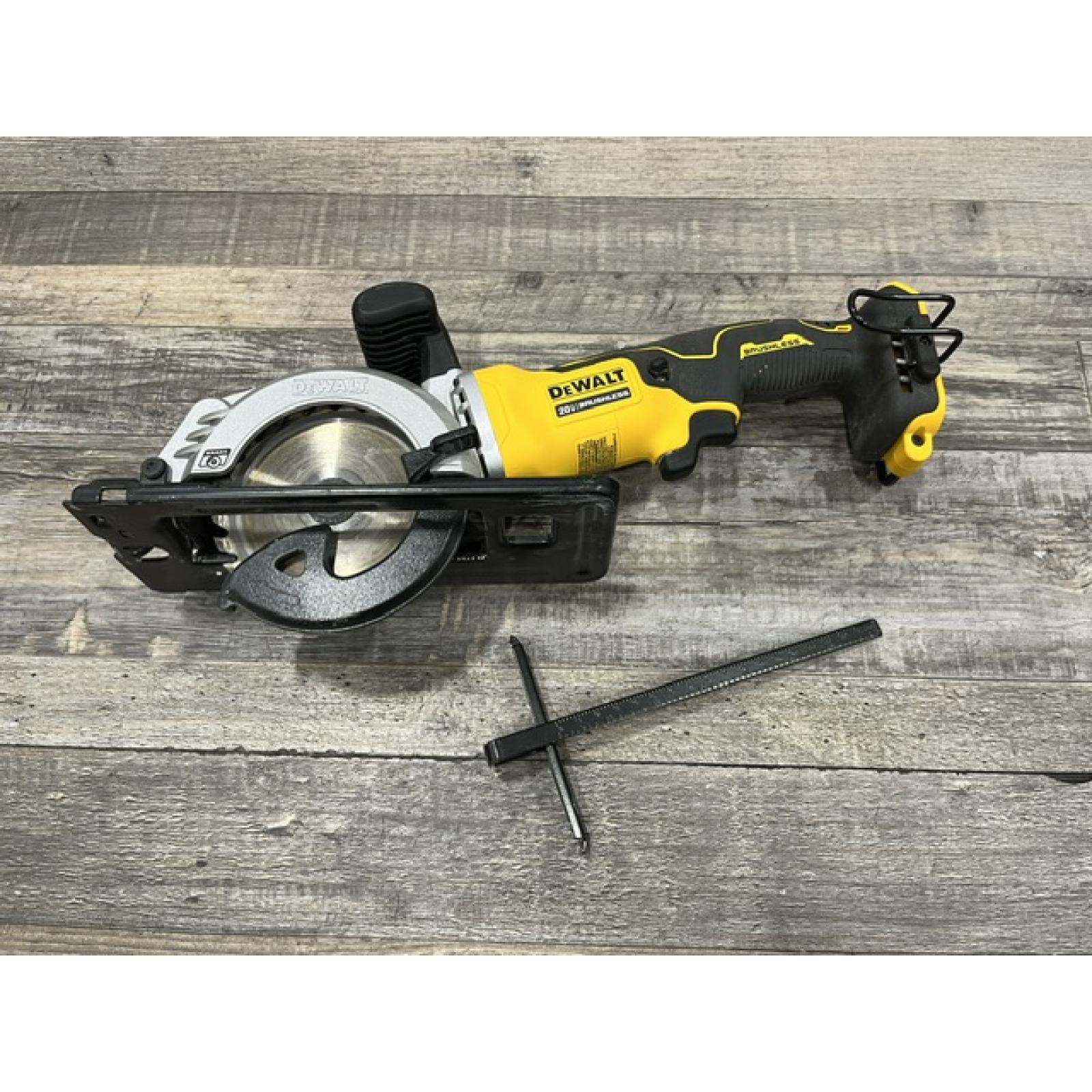 AS-IS DEWALT ATOMIC 20V MAX Cordless Brushless 4-1/2 in. Circular Saw (Tool Only)