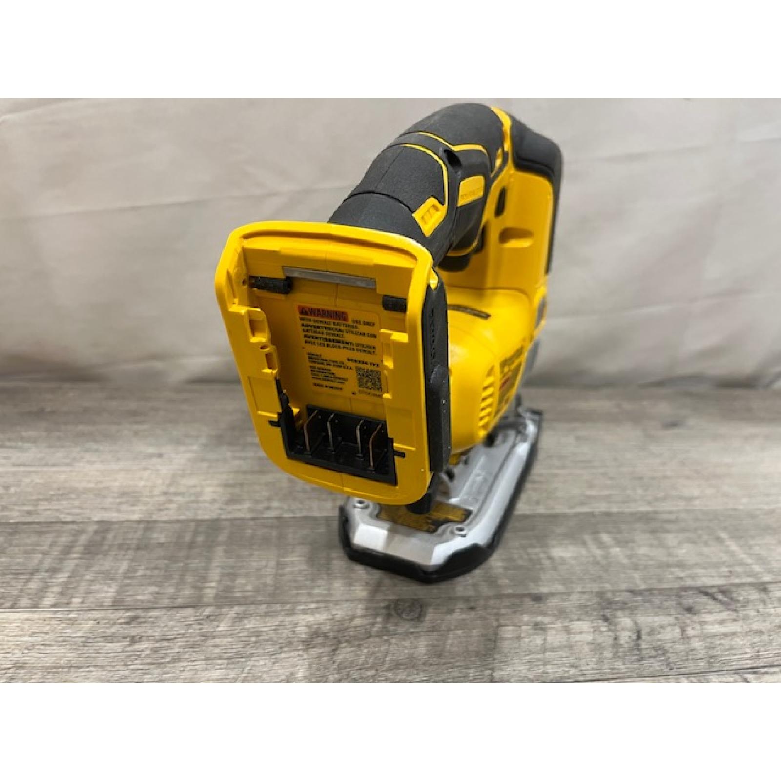 AS-IS DEWALT 20V MAX XR Cordless Brushless Jigsaw (Tool Only)