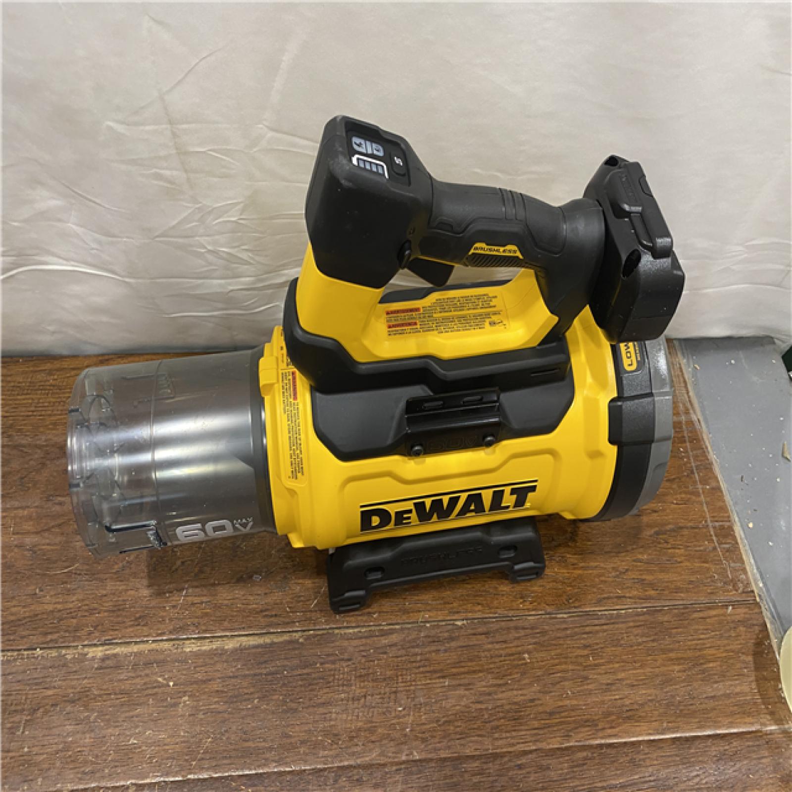 AS-IS DEWALT FLEXVOLT 60V MAX 160 MPH 760 CFM Brushless Cordless  and Charger