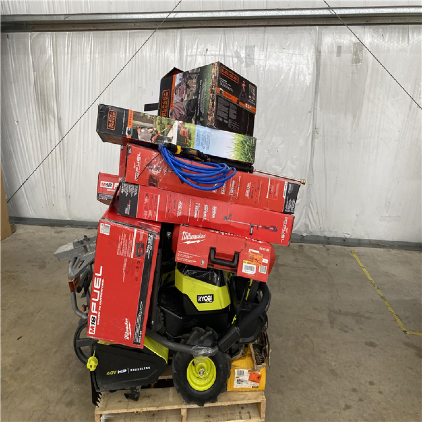 Houston Location AS IS - Tool Pallet