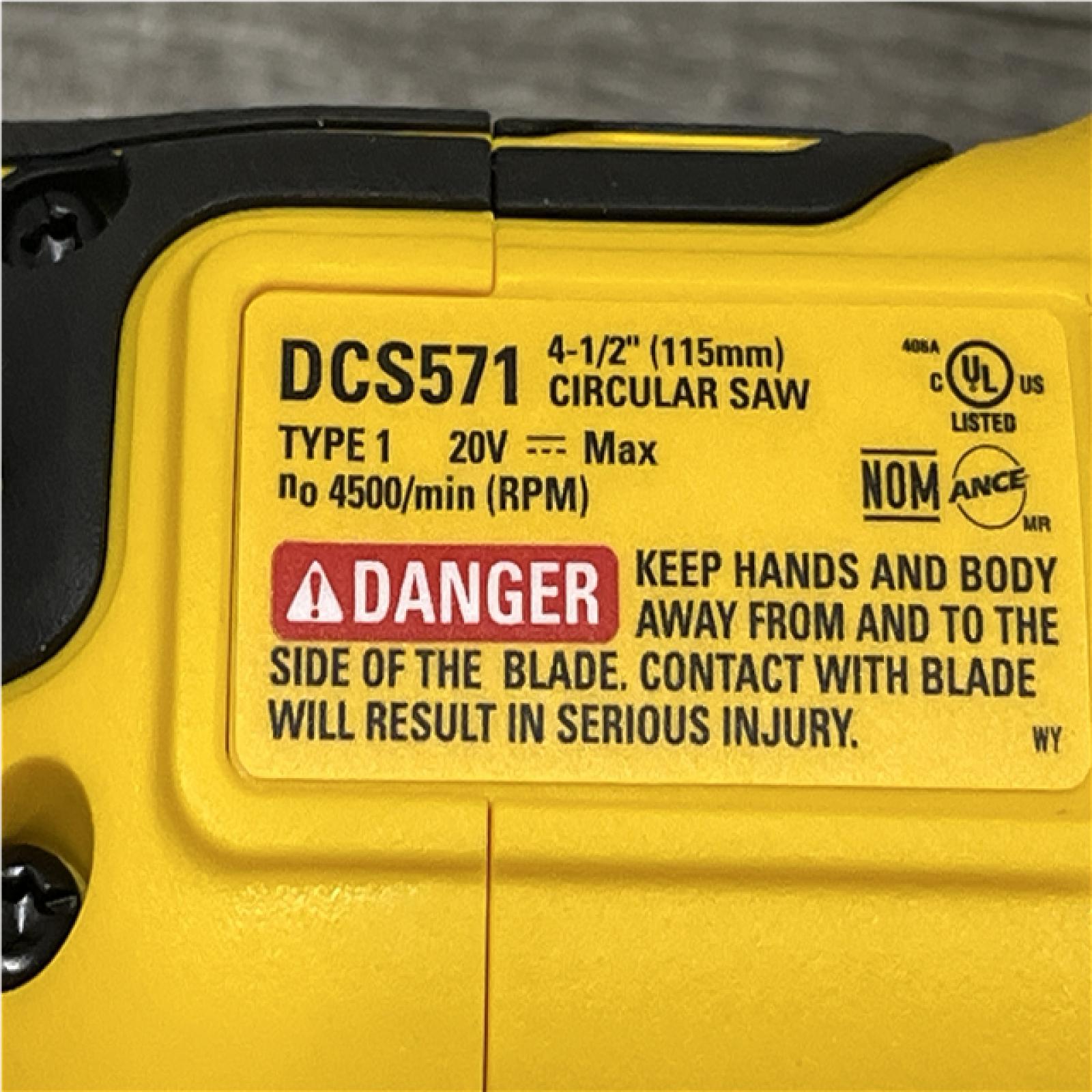 AS-IS DEWALT ATOMIC 20V MAX Cordless Brushless 4-1/2 in. Circular Saw (Tool Only)