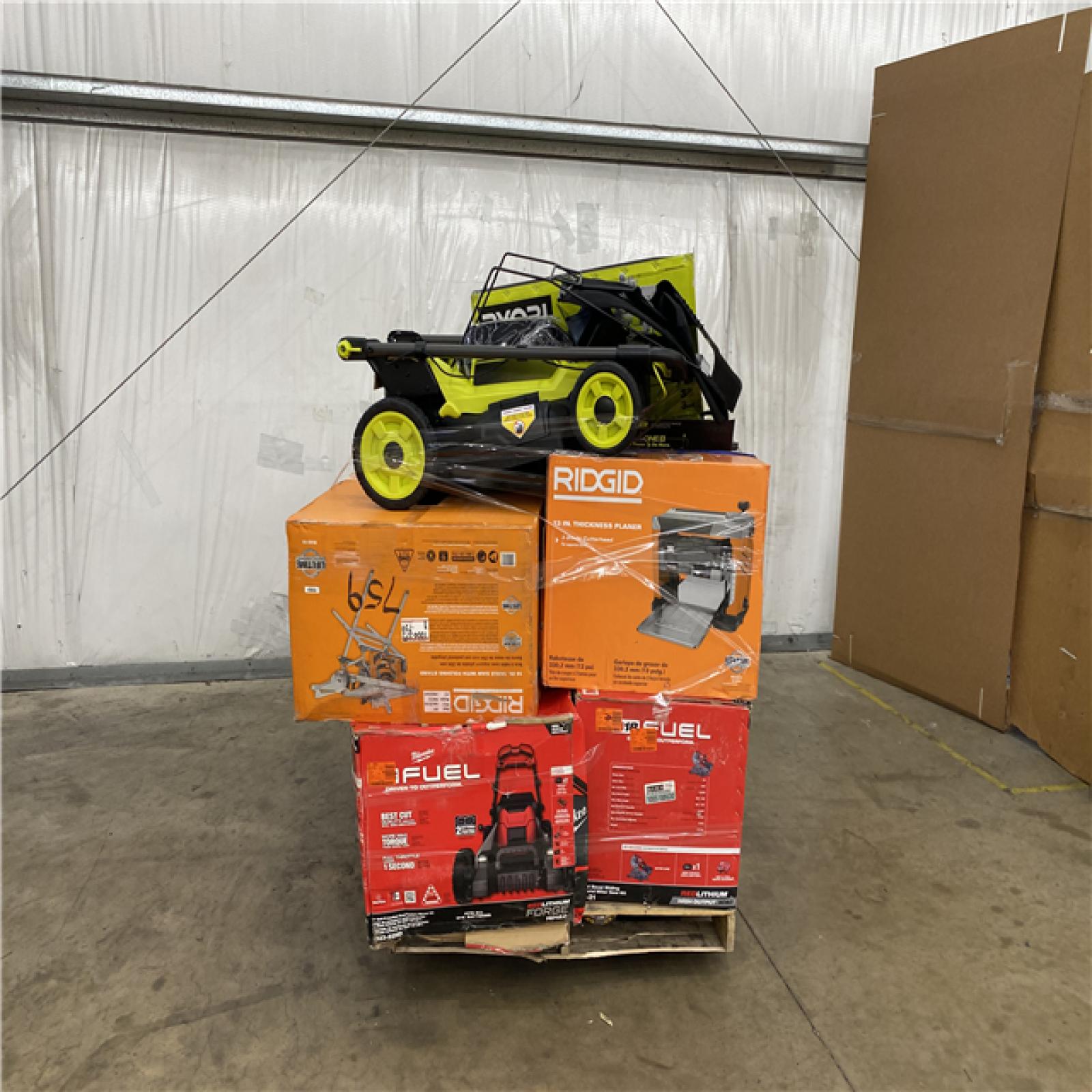 Houston Location AS IS - Tool Pallet
