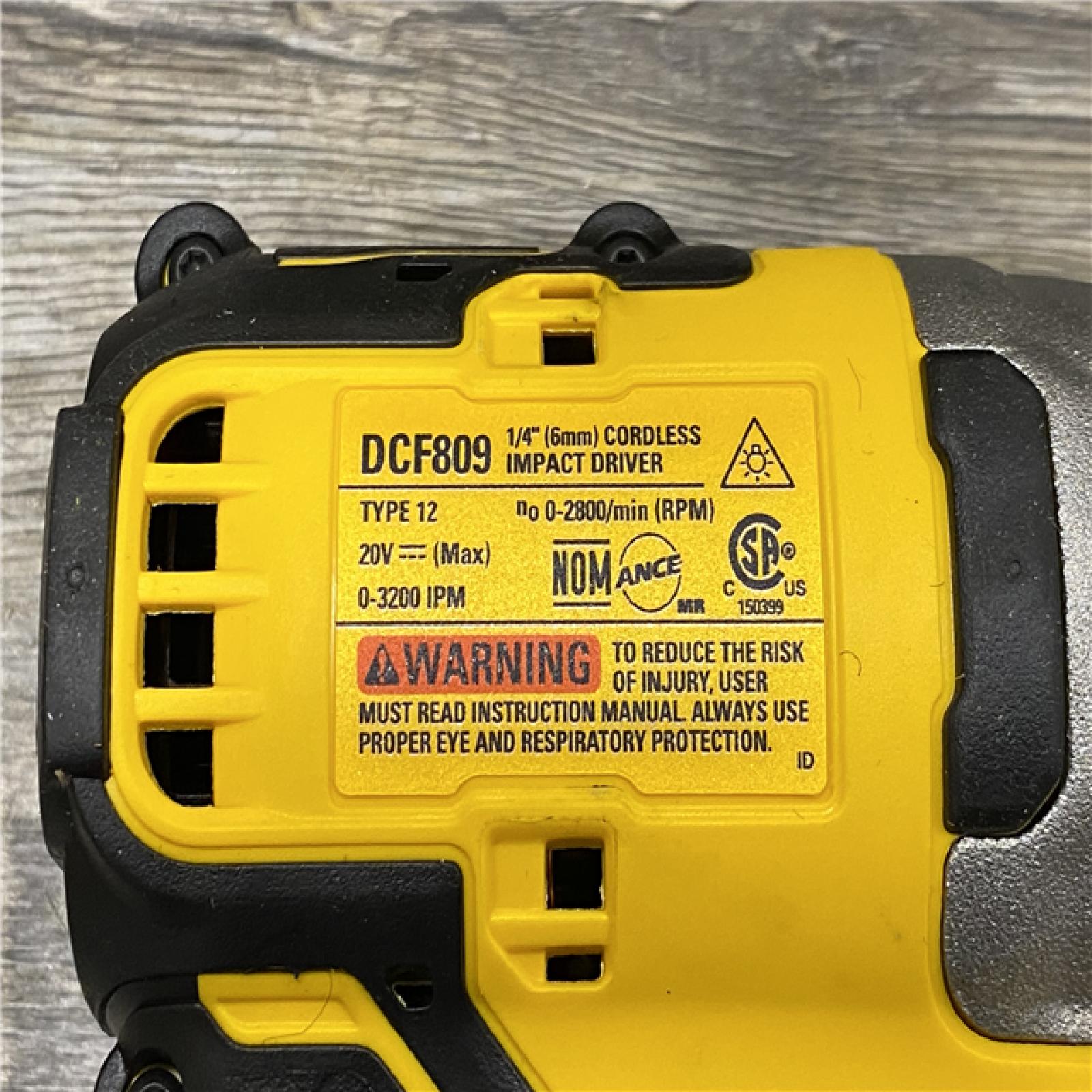 AS-IS DEWALT Atomic 20V Max Lithium-Ion Brushless Cordless Compact 1/4 in. Impact Driver Kit
