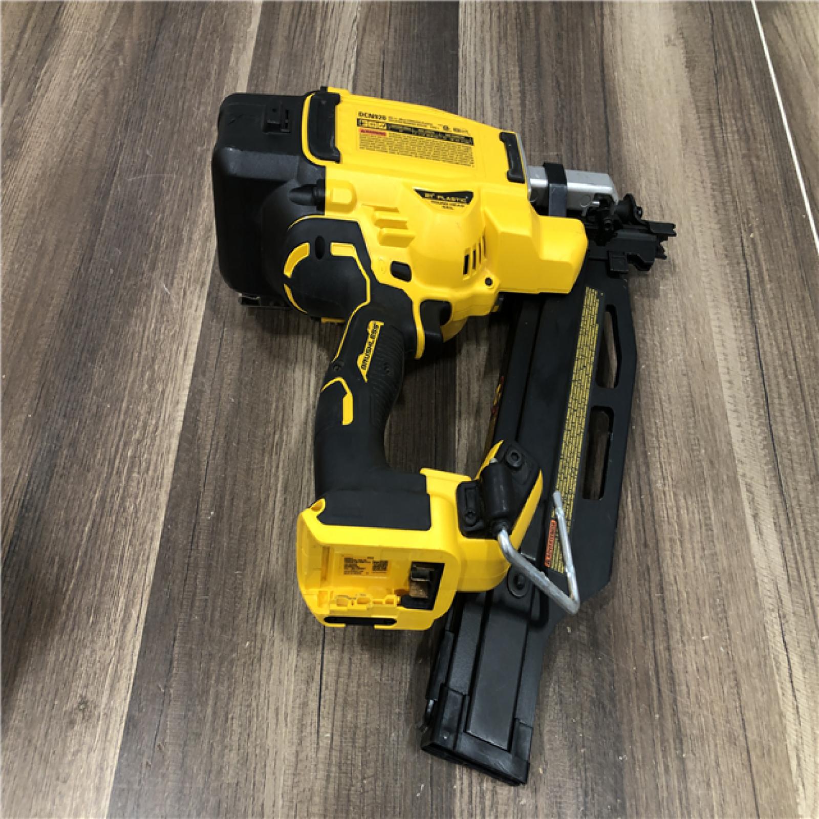 AS-IS DEWALT 20-Volt 21° Cordless Framing Nailer (Tool-Only)