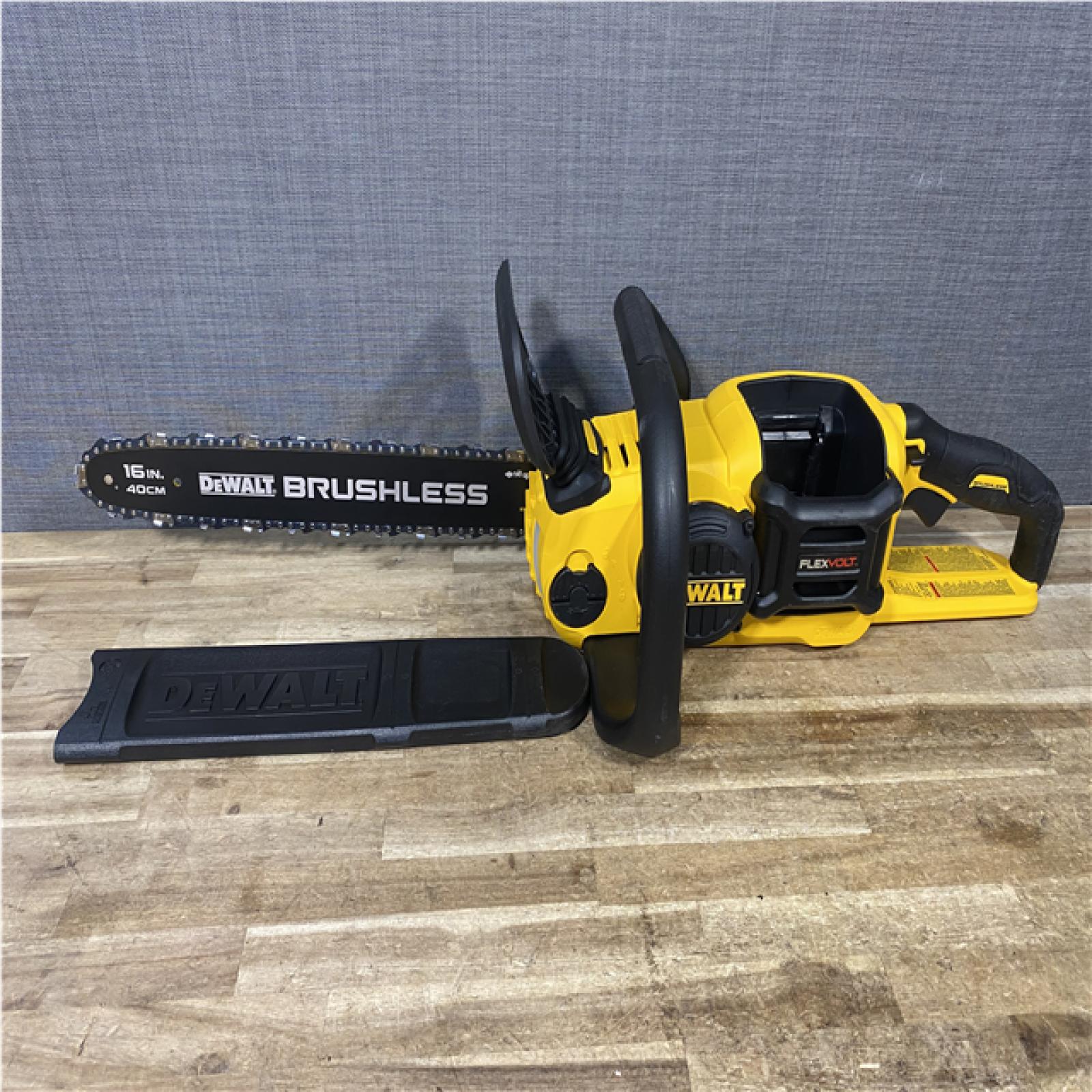 Houston Location AS-IS DEWALT FLEXVOLT 60V MAX 16in. Brushless Cordless Chainsaw (Tool Only)