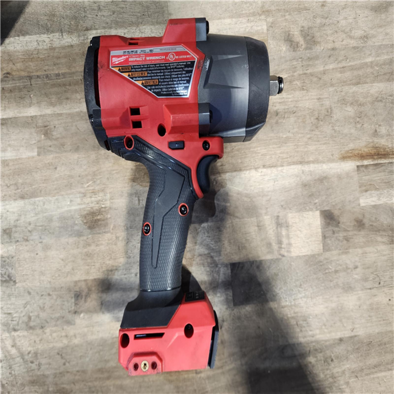 HOUSTON LOCATION - AS-IS Milwaukee M18 1/2 in. Cordless Brushless High Torque Impact Wrench Kit (Battery & Charger)
