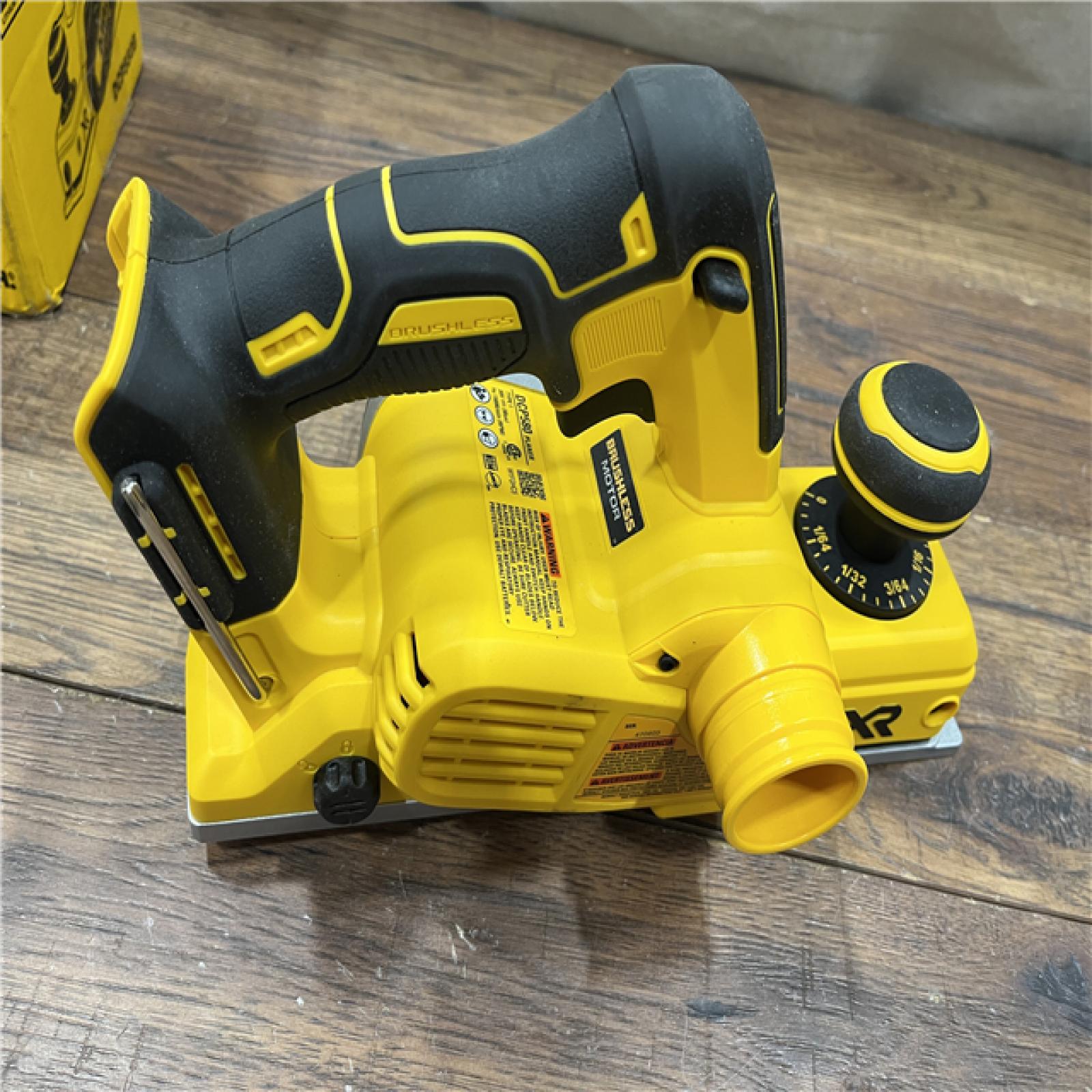 AS-IS DEWALT DCP580B 20V MAX Lithium Ion Brushless Planer
