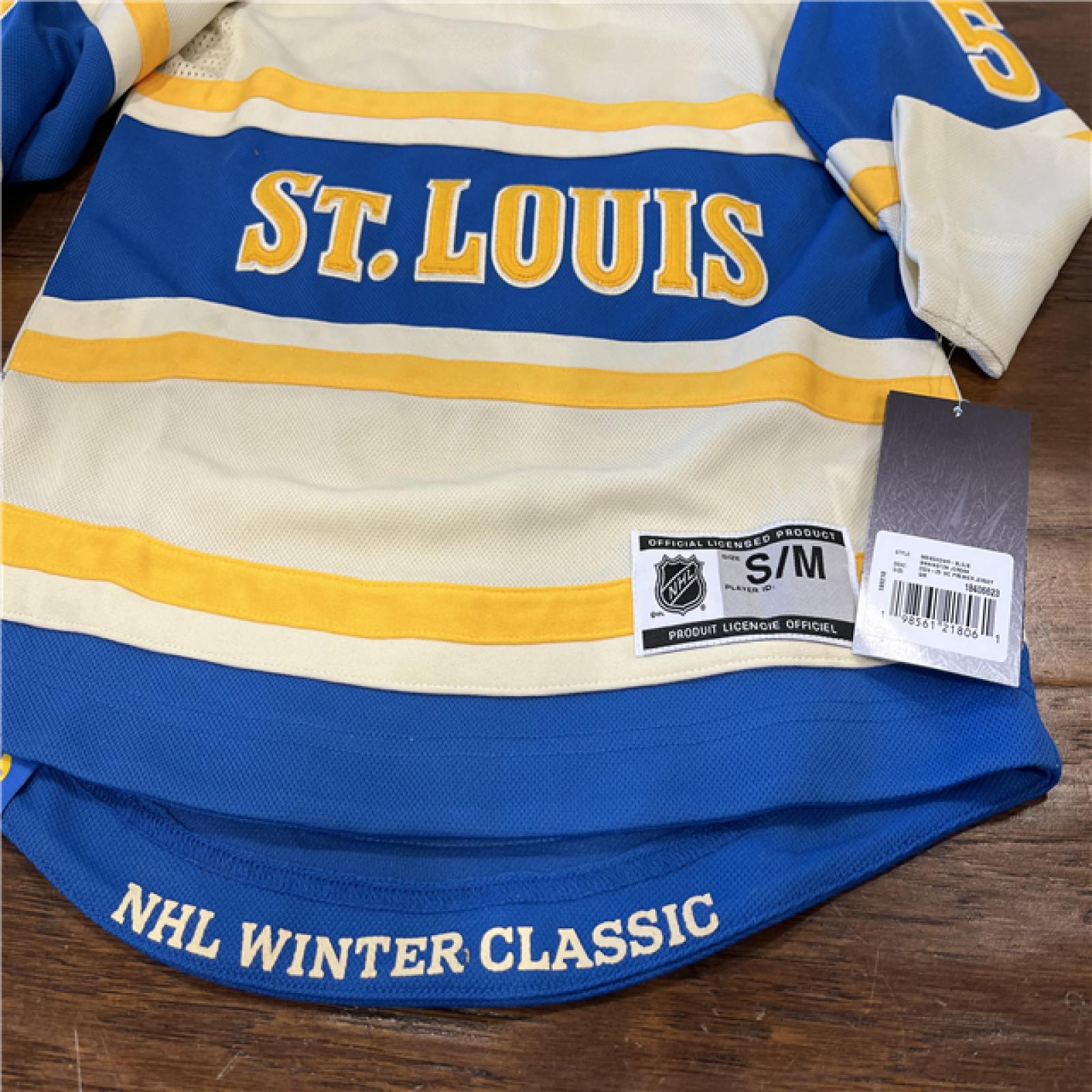 NEW! NHL St. Lous Blues Youth Hockey Jersey- SZ S