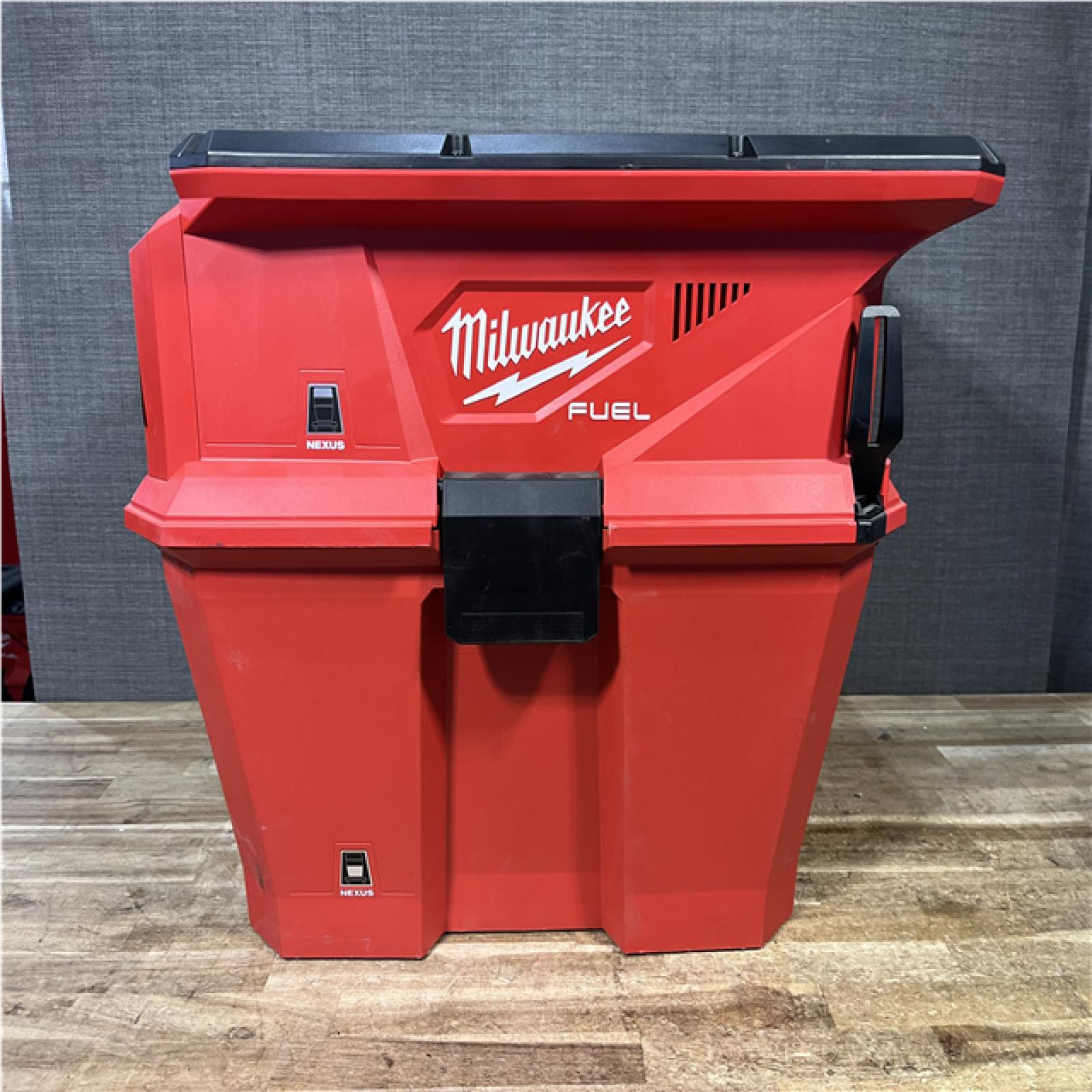 Houston Location AS-IS Milwaukee M12 FUEL 12-Volt Lithium-Ion Cordless Wet/Dry Vacuum