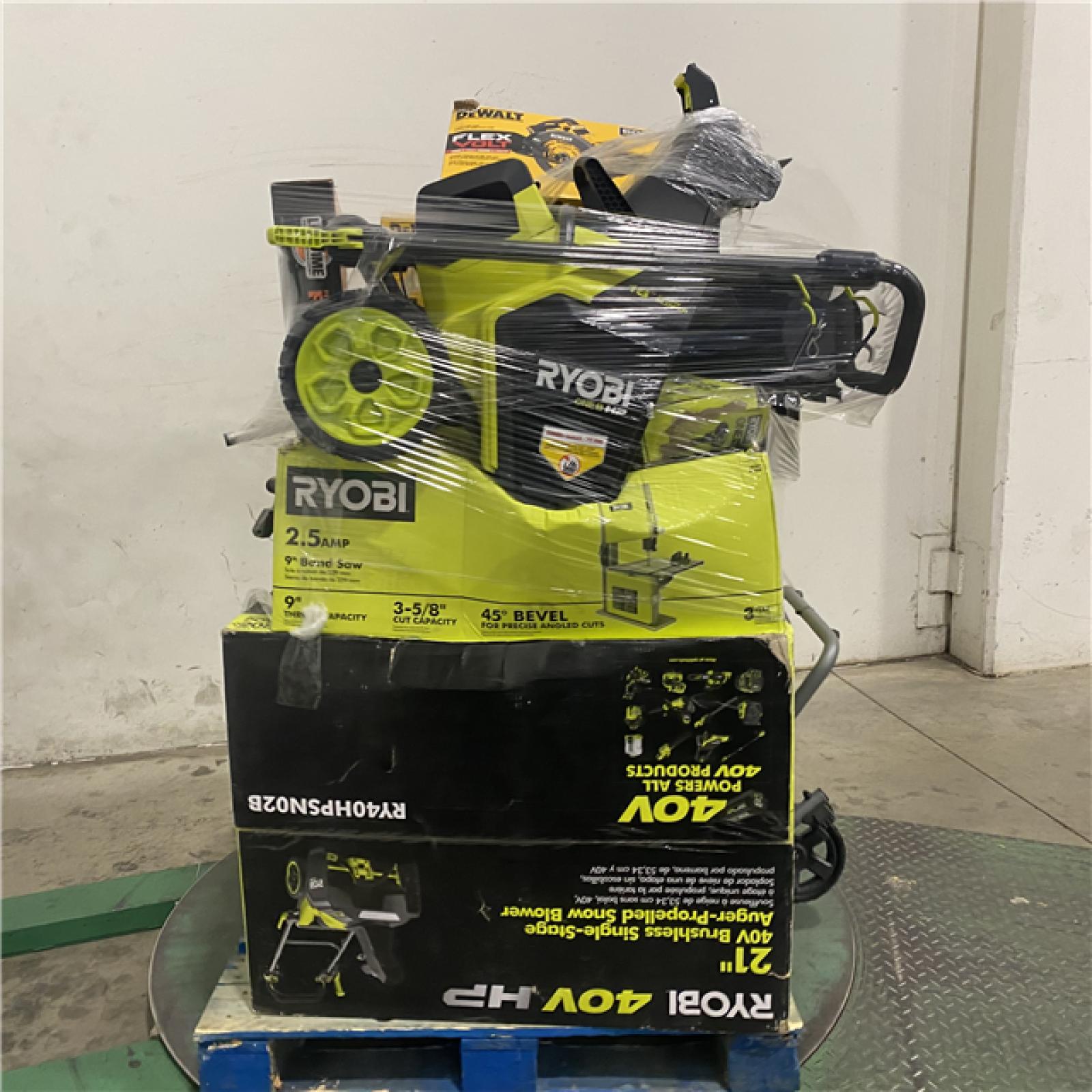 Dallas Location - As-Is Tool Pallet