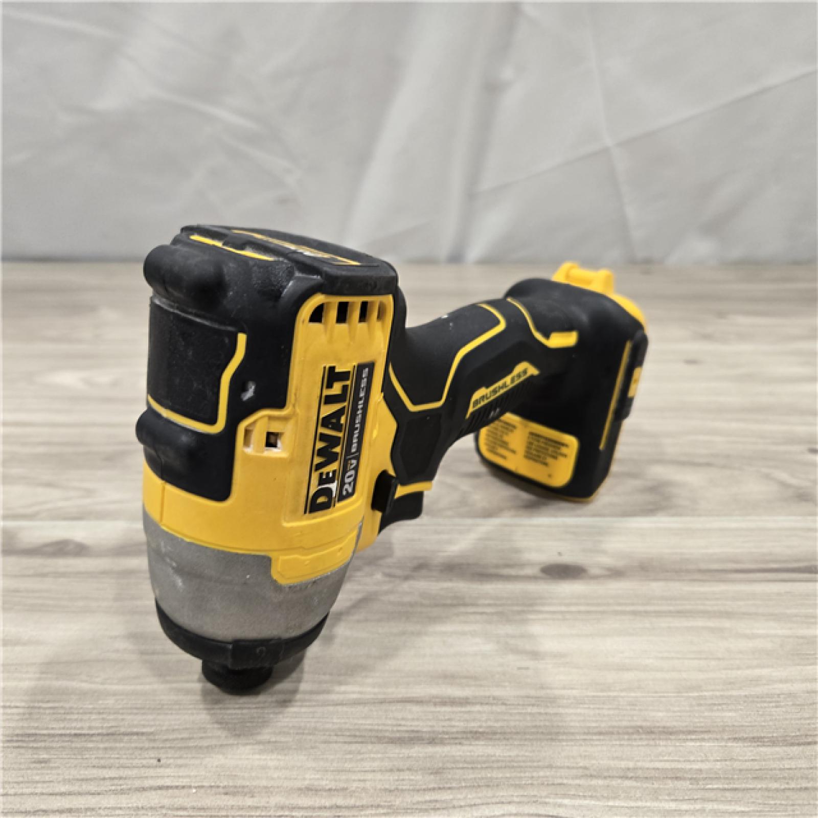 AS-IS DeWALT ATOMIC 20V MAX Cordless Compact Impact Driver Kit