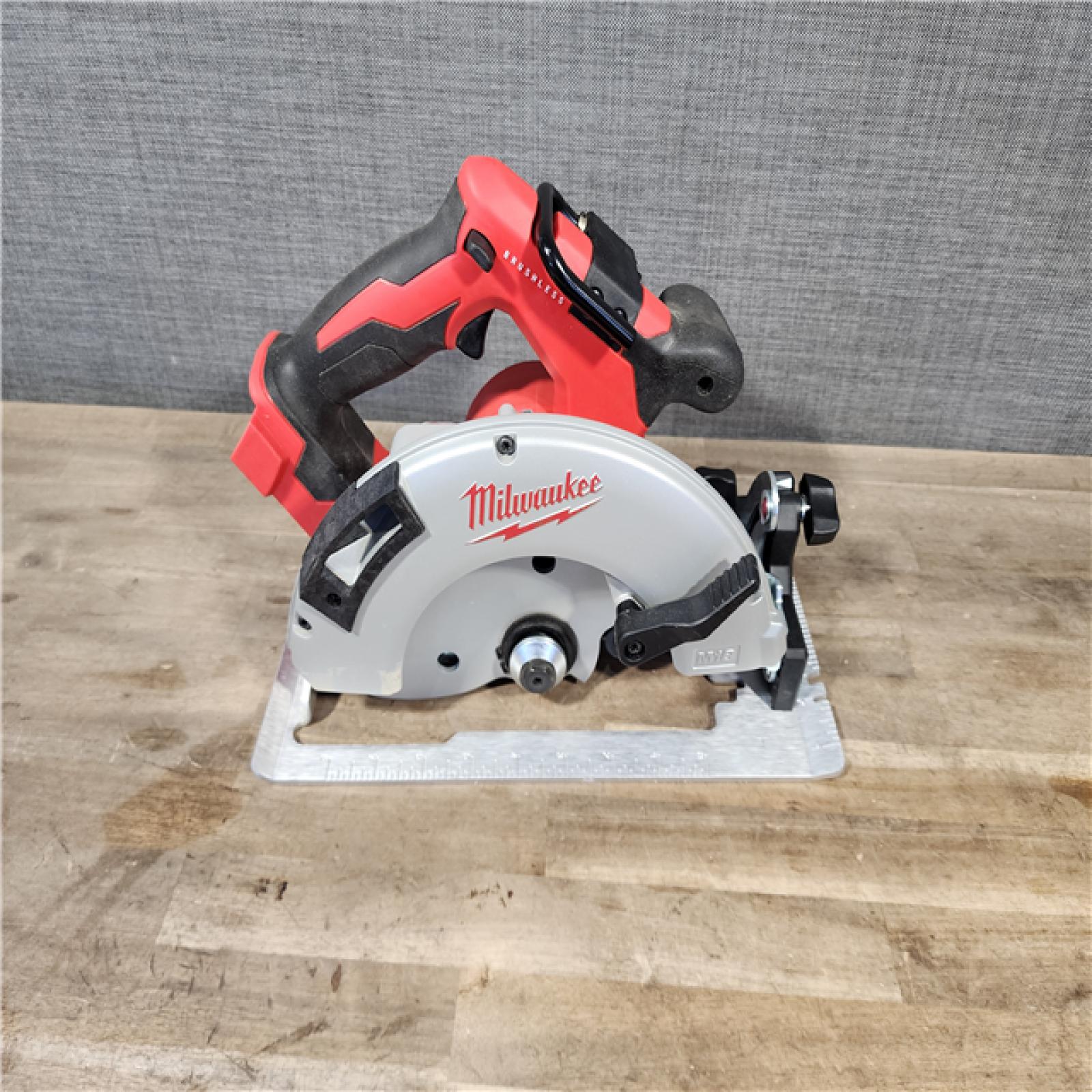 HOUSTON LOCATION - AS-IS Milwaukee (2) 7-1/4 18V Brushless Circular Saw 2631-20 (Bare Tool)