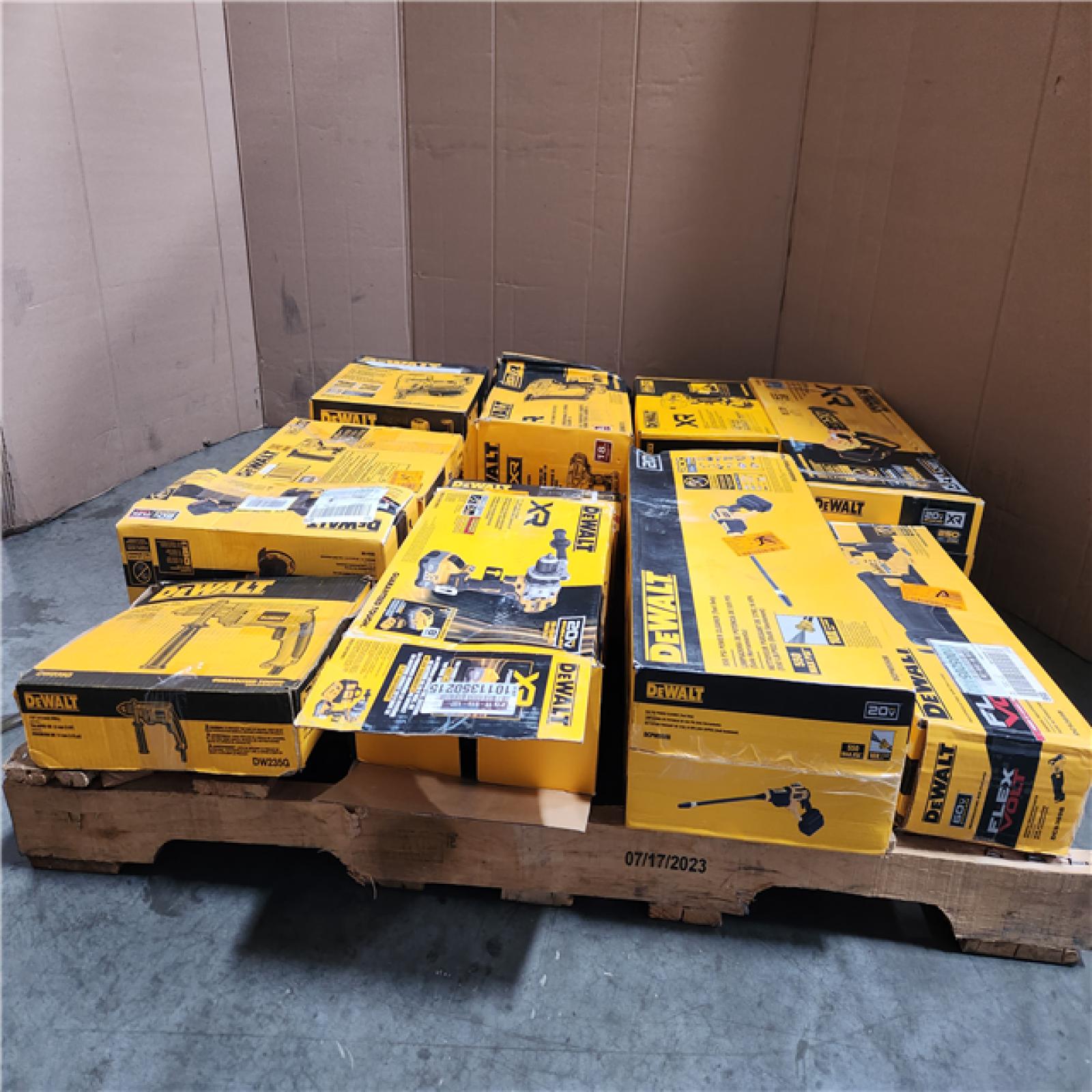 CALIFORNIA AS-IS TOOL PALLET