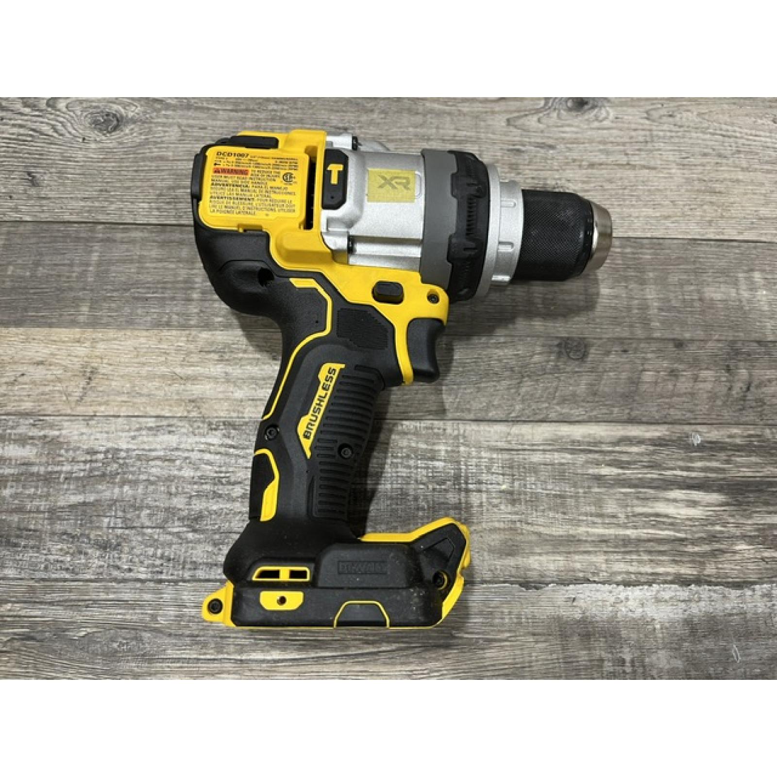AS-IS DEWALT 20V XR Lithium-Ion Cordless Hammer Drill Kit