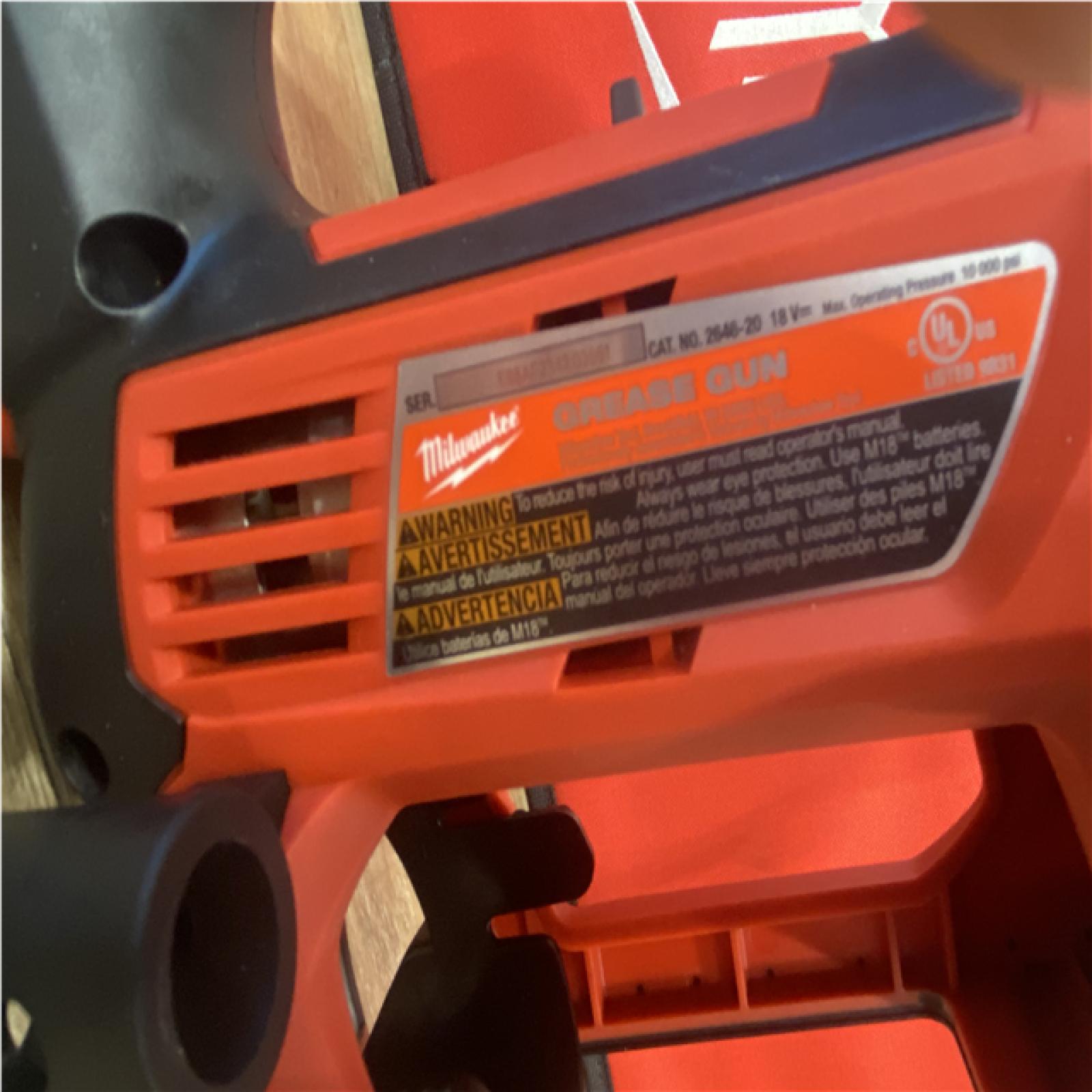 as-is Milwaukee 18V Lithium-Ion Cordless Grease Gun Kit 2-Speed with (1) 1.5Ah Batteries  Charger  Tool Bag
