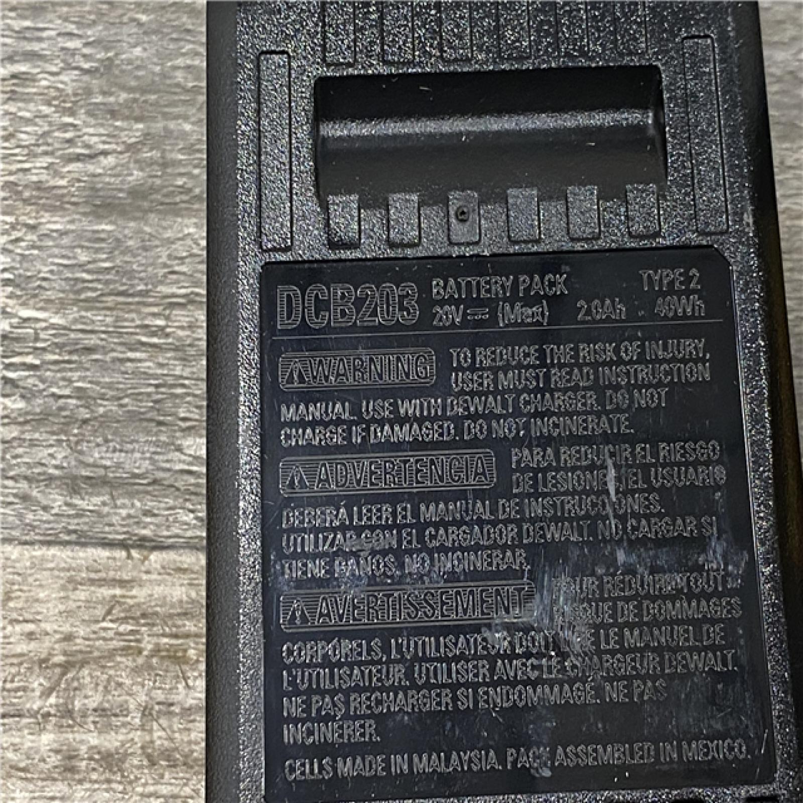 AS-IS DEWALT 20V MAX Cordless Brushless Hammer Drill/Driver 2 Tool Combo Kit