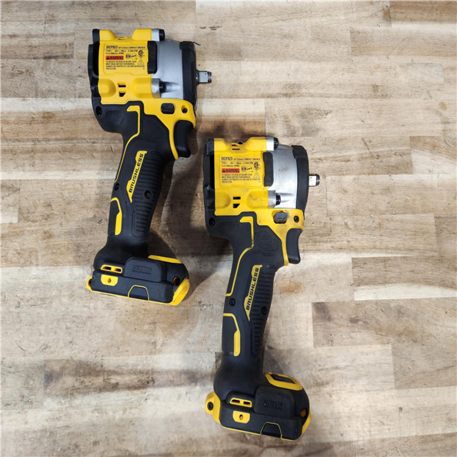 HOUSTON LOCATION - AS-IS DEWALT 2 TOOL COMBO KIT W/ (2) BATTERY & CHARGER