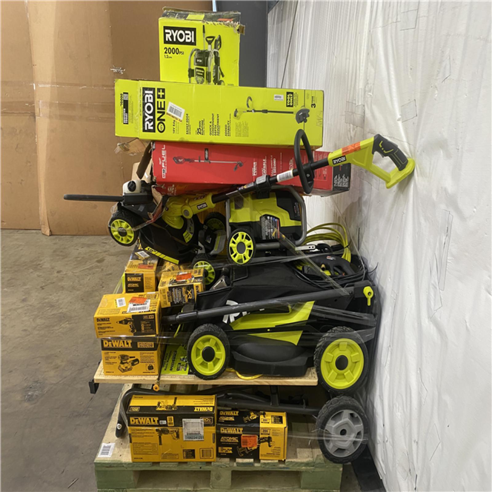 Houston Location AS IS - Tool Pallet
