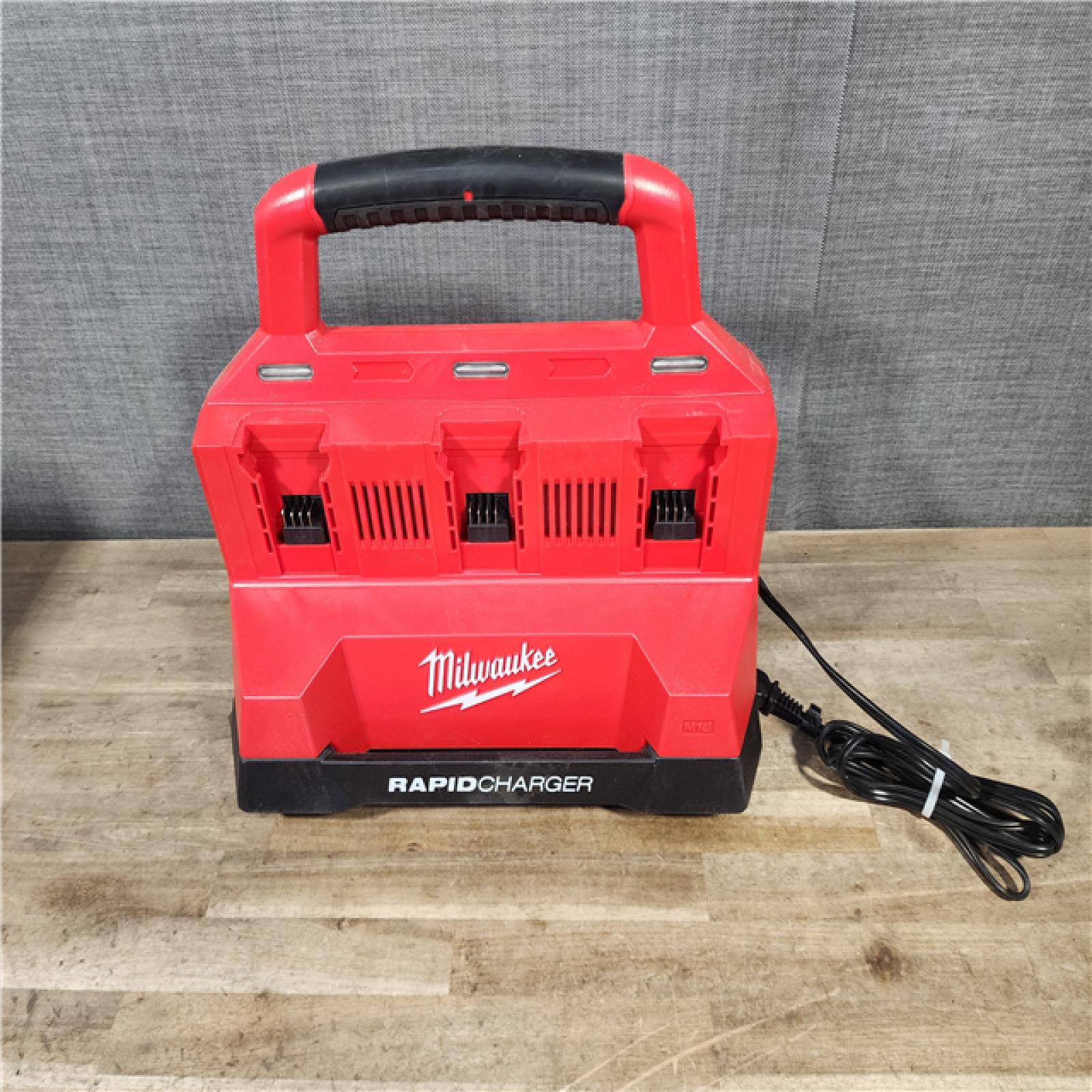 HOUSTON LOCATION - AS-IS Milwaukee M18 Packout Six Bay Rapid Charger (Tool-Only)