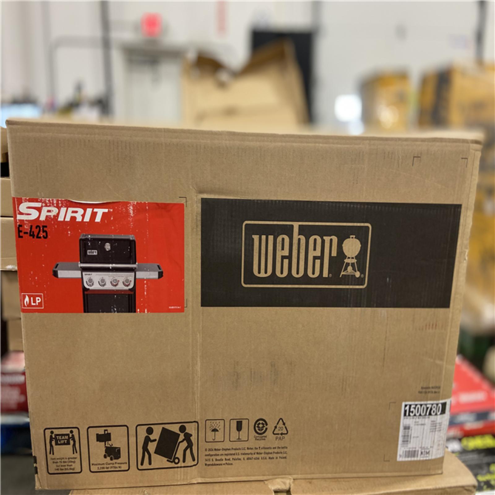 DALLAS LOCATION - Weber Spirit E-425 4-Burner Liquid Propane Gas Grill in Black with Sear Zone