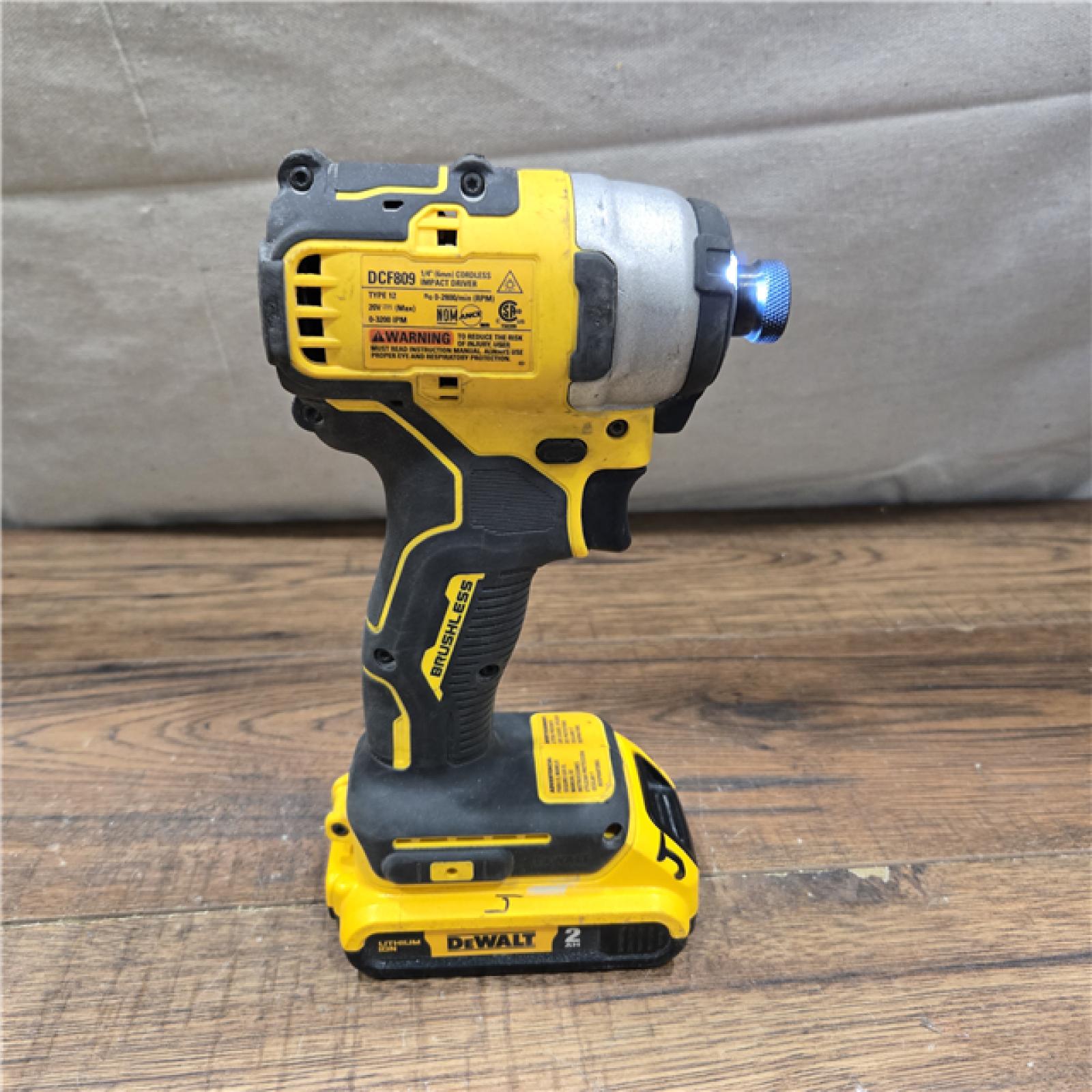 GOOG DeWalt ATOMIC 20V MAX Brushless Compact 1/4 in. Impact Driver Kit