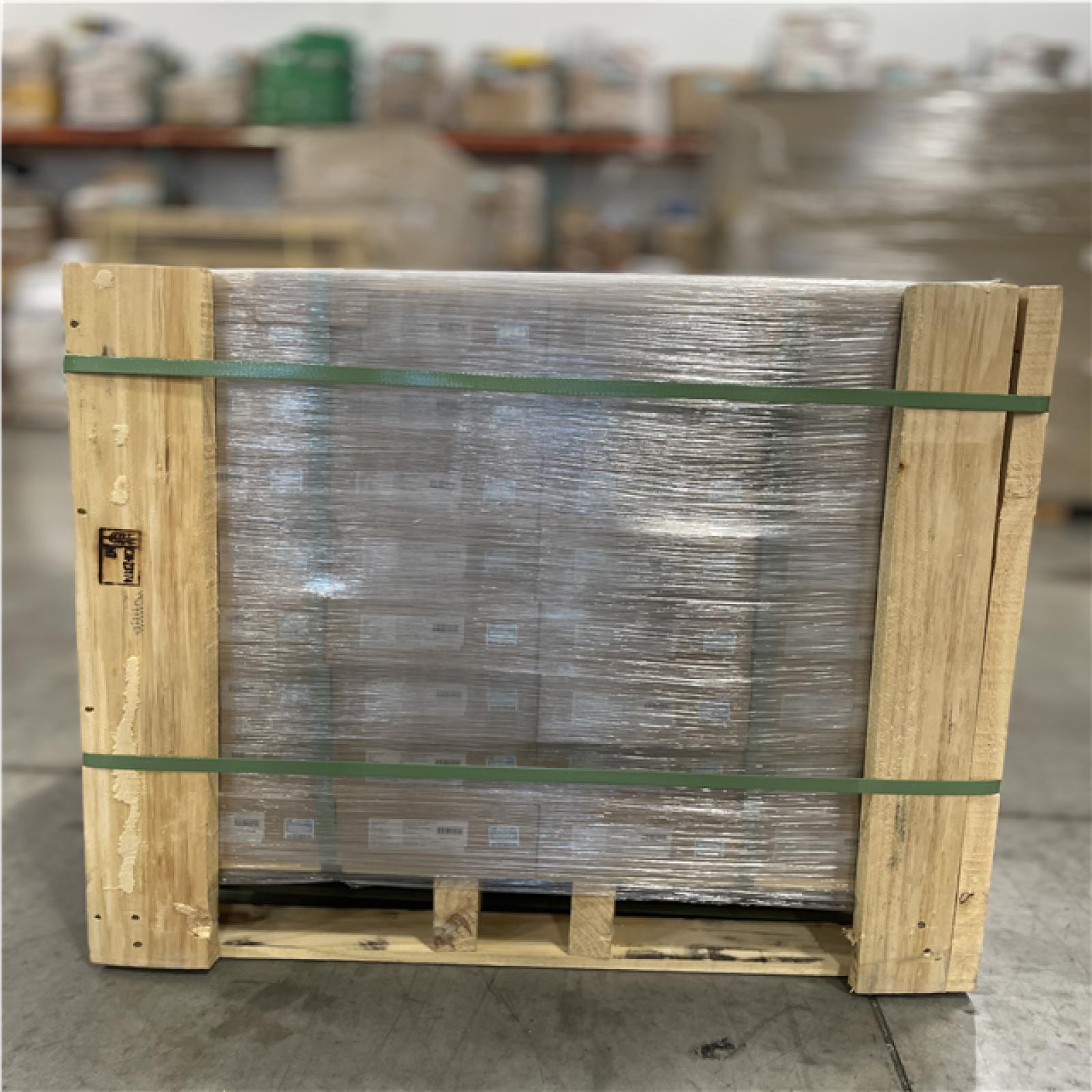 DALLAS LOCATION- TRAFFICMASTER Skyland Oak 6 MIL x 6 in. W x 36 in. L Vinyl Plank Flooring PALLET (32 CASES)