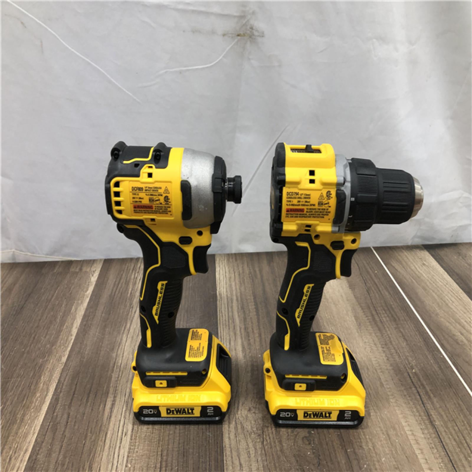 AS-IS DEWALT ATOMIC 20-Volt MAX Lithium-Ion Cordless Combo Kit