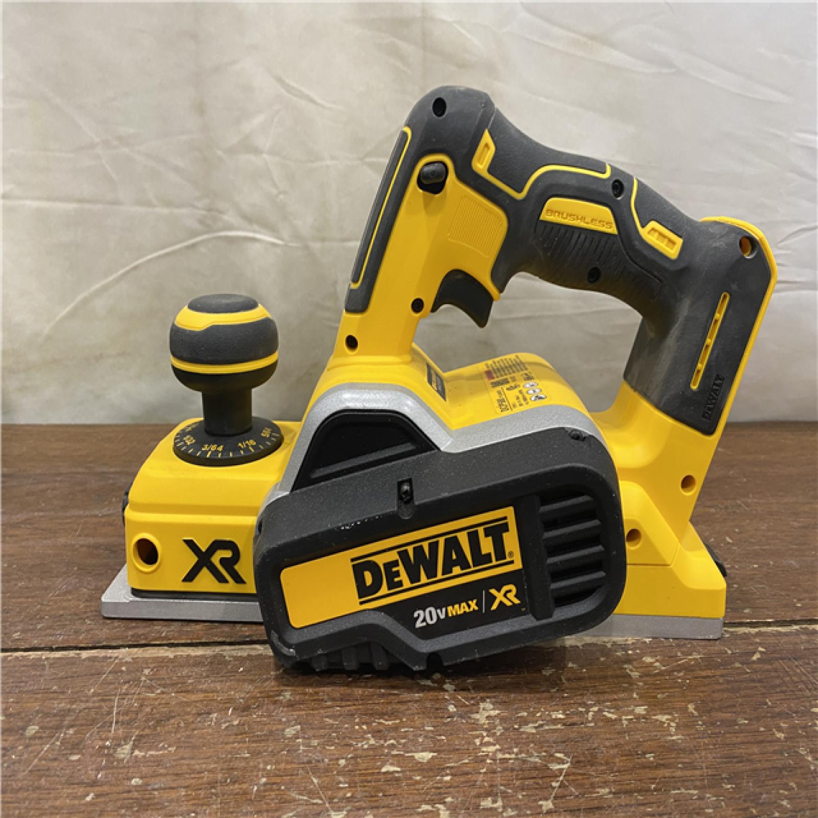 AS-IS DEWALT DCP580B 20V MAX Lithium Ion Brushless Planer