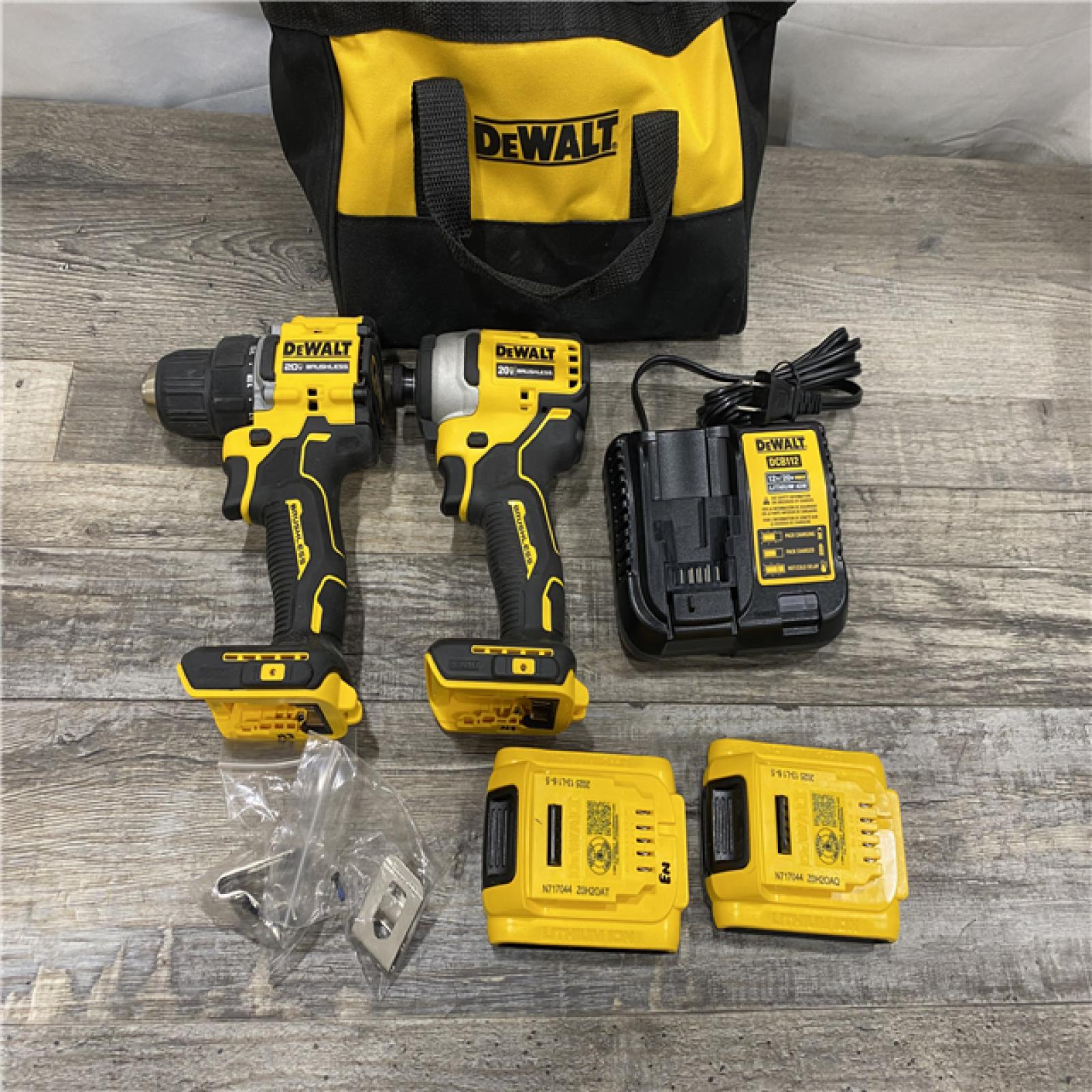 AS-IS DEWALT ATOMIC 20-Volt MAX Lithium-Ion Cordless Combo Kit