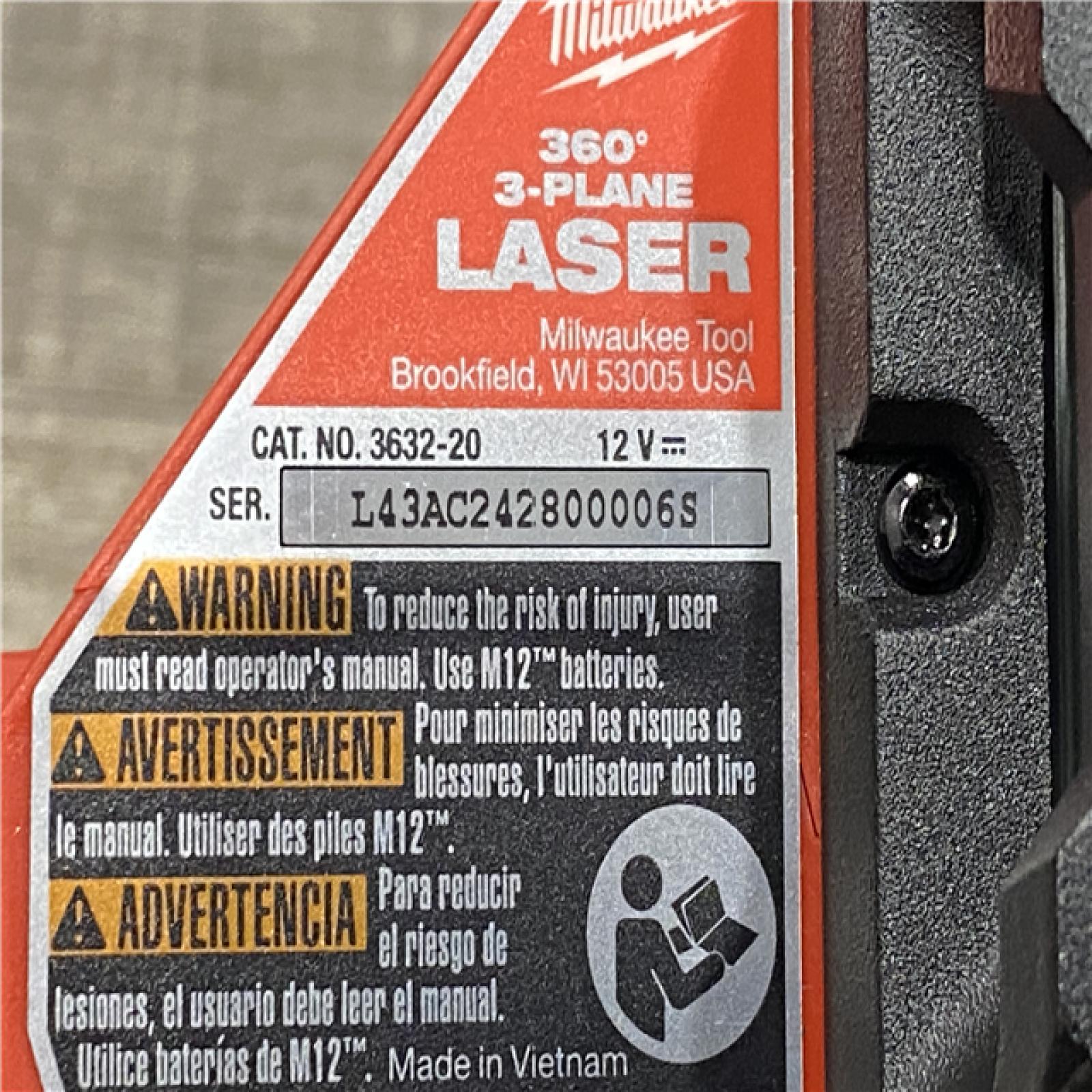 AS-IS Milwaukee 12-Volt Lithium-Ion Cordless Green 250 ft. 3-Plane Laser Level Kit