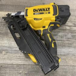 AS-IS DEWALT 20V 30 Degree Cordless Framing Nailer (Tool-Only)
