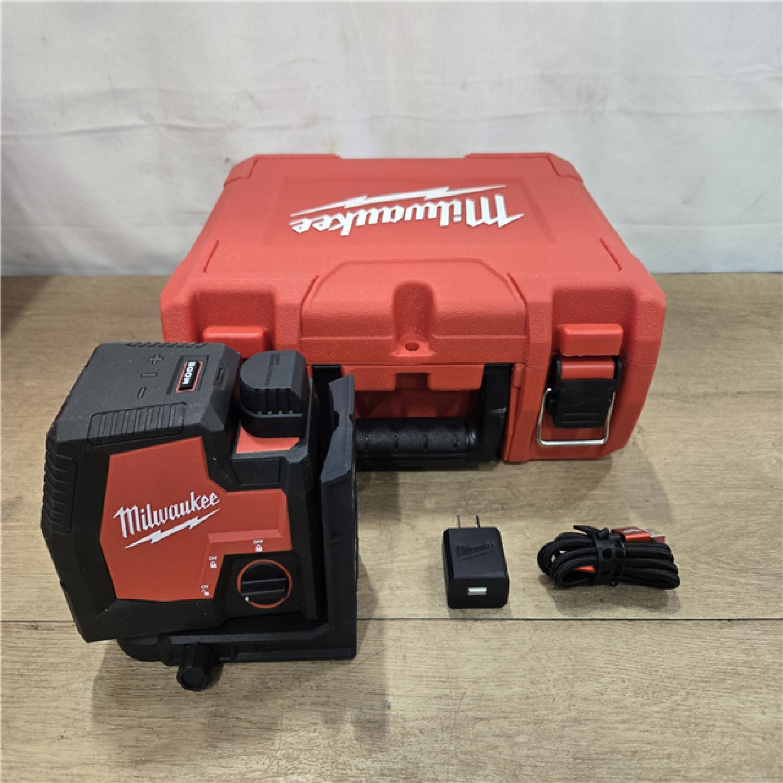 AS-IS Milwaukee 100 ft. REDLITHIUM USB Green Rechargeable Cross Line Laser Level