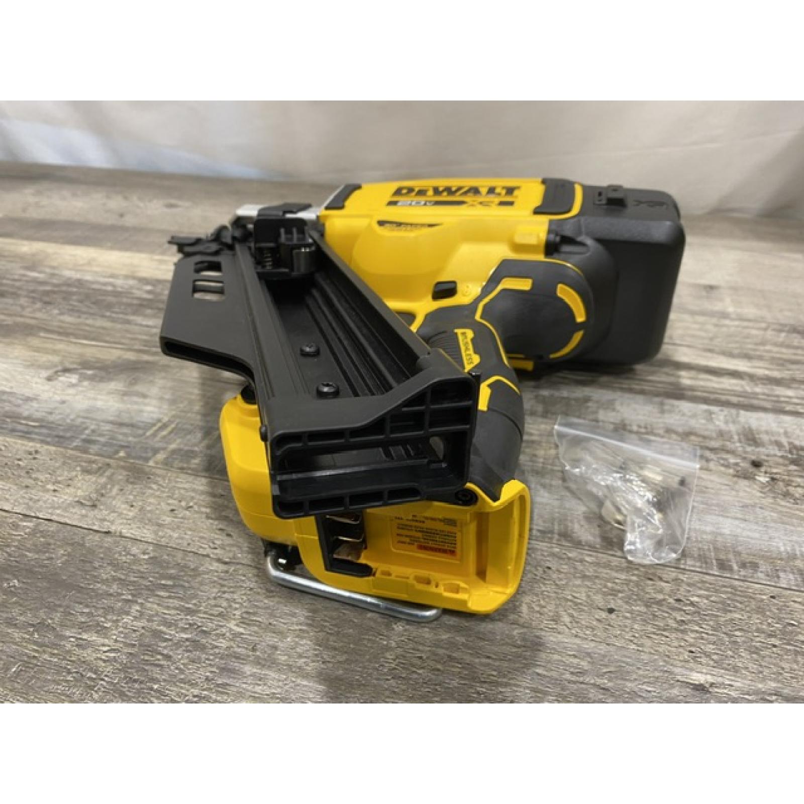 AS-IS DEWALT 20V 30 Degree Cordless Framing Nailer (Tool-Only)