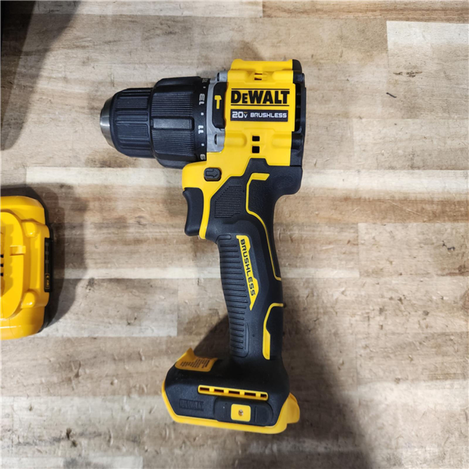 HOUSTON LOCATION - AS - IS DEWALT ATOMIC 20V Cordless 1/2 in. Compact Hammer Drill Kit