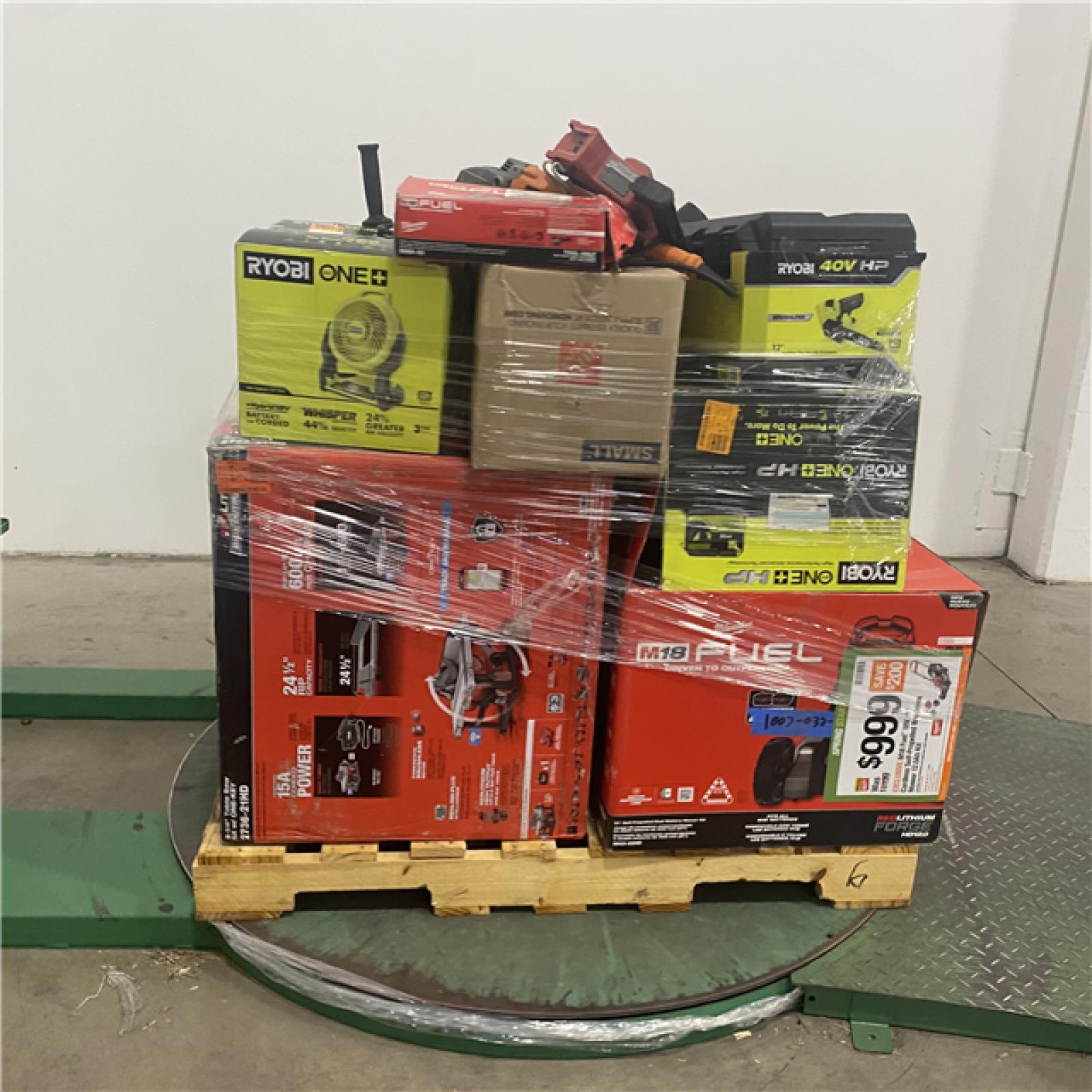 Dallas Location - As-Is Tool Pallet