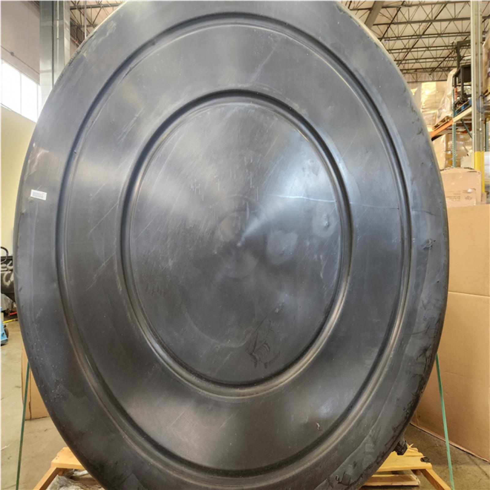 Phoenix NEW 1 550 Gallon Vertical Storage Tank-Black