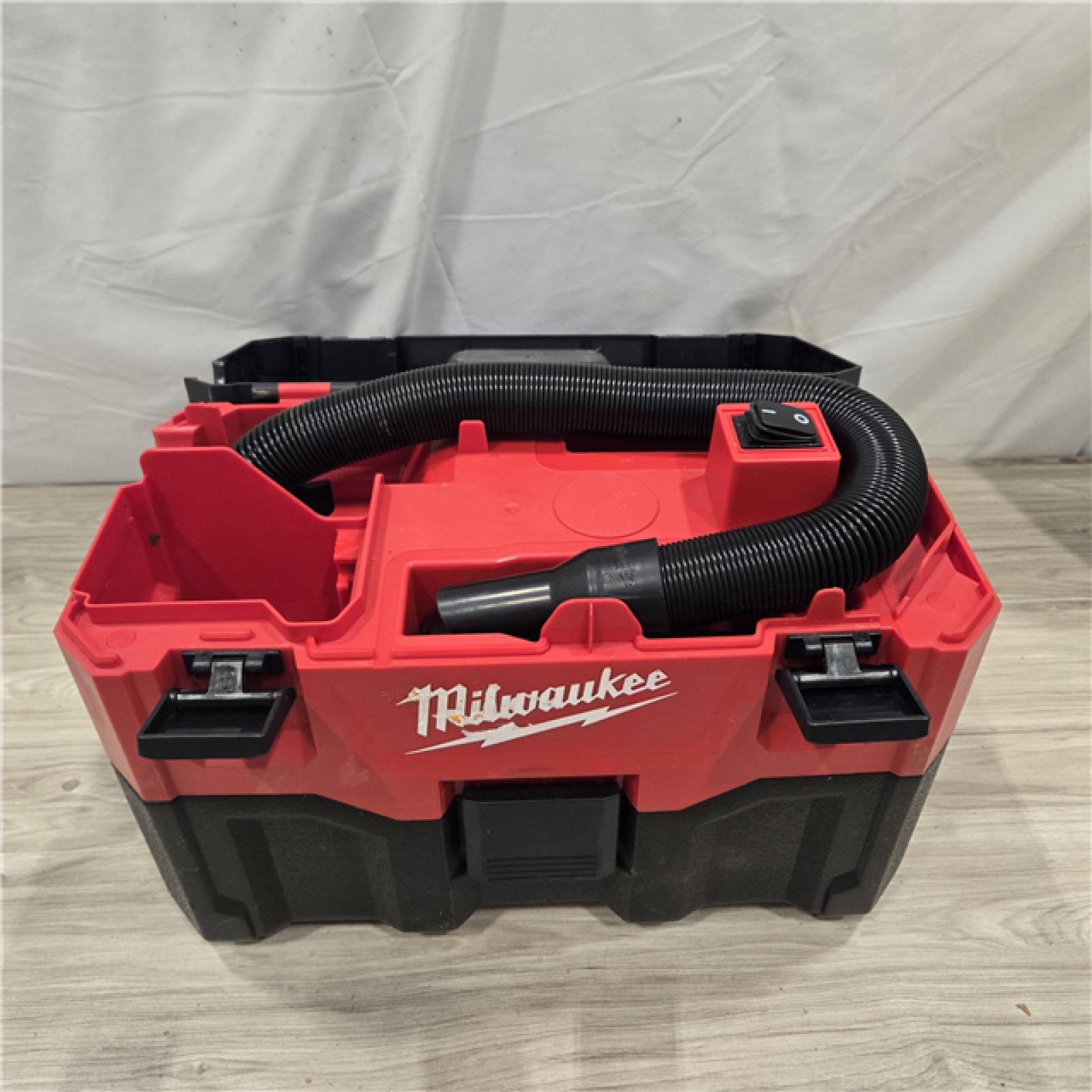 AS-IS Milwaukee M18 18V 2 Gal. Cordless Wet/Dry Vacuum (Vacuum-Only)