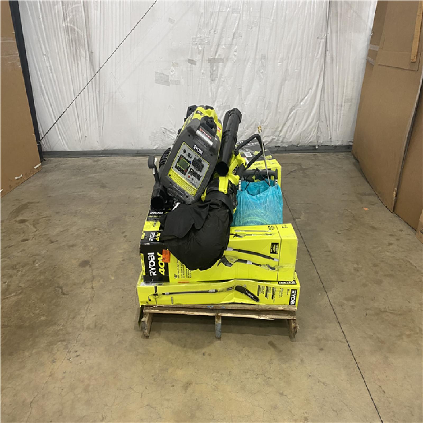 Houston Location AS IS - Tool Pallet