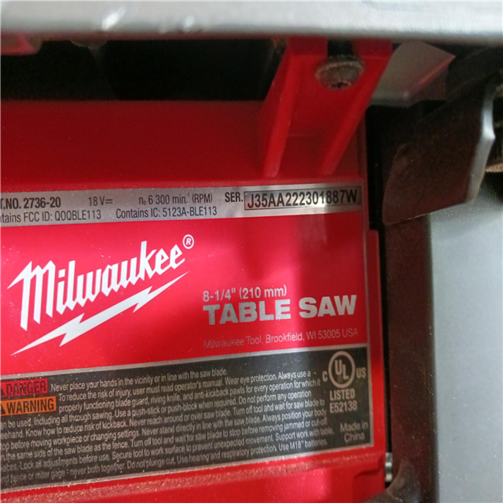 Phoenix Location Good Condition  Milwaukee M18 FUEL ONE-KEY 18-Volt Lithium-Ion Brushless Cordless 8-1/4 in. Table Saw (Tool-Only)