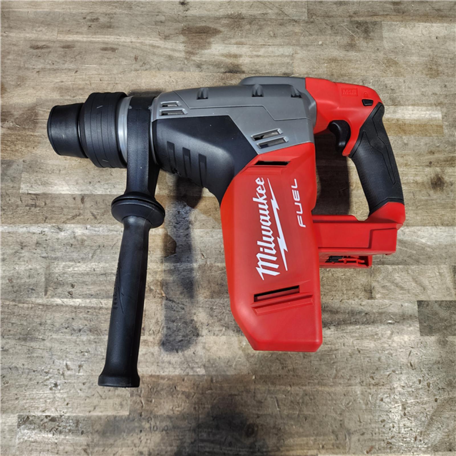 HOUSTON LOCATION - AS-IS Milwaukee FUEL 18V Lithium-Ion Brushless Cordless 1-9/16 in. SDS-Max Rotary Hammer (Tool-Only)