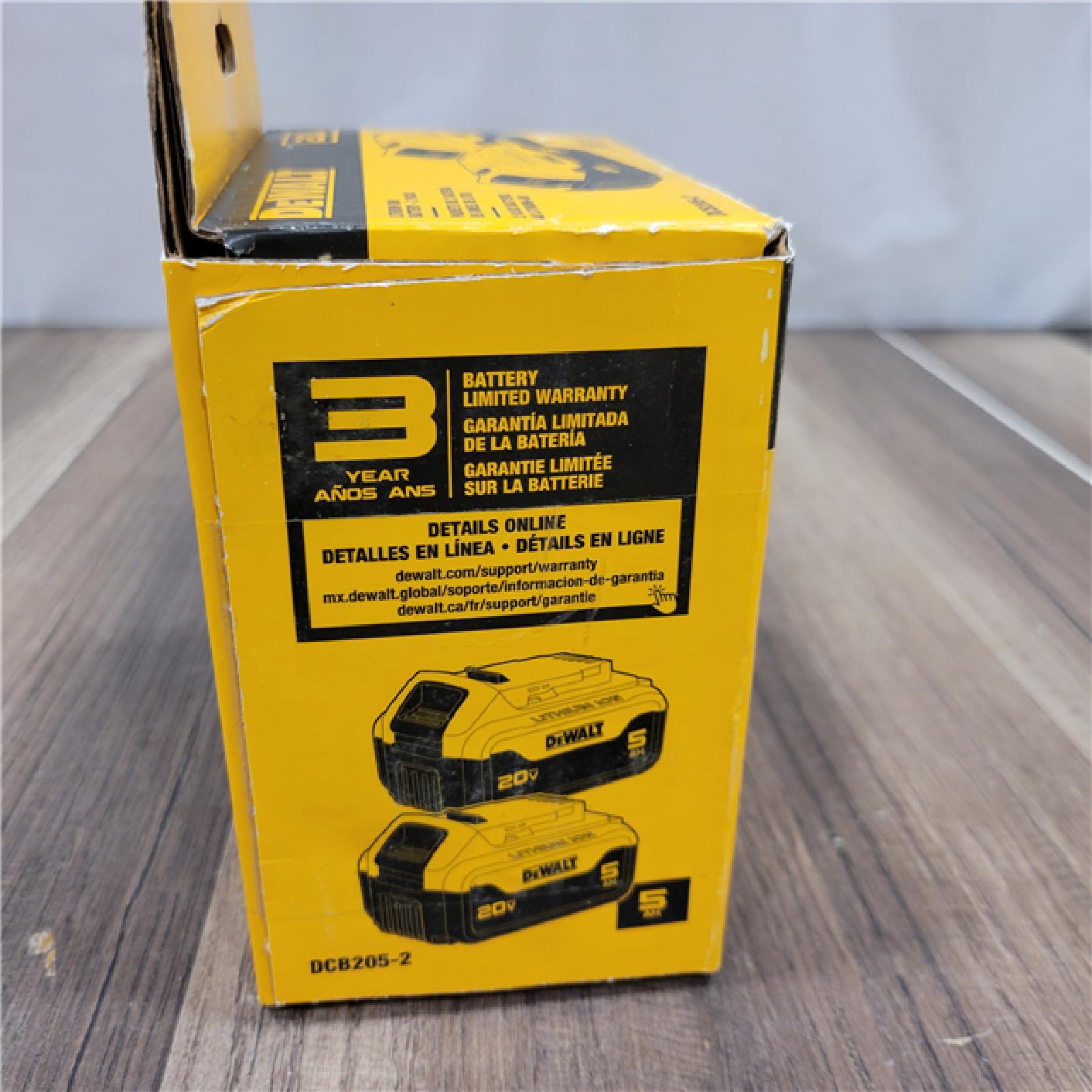 NEW DEWALT 20V MAX XR Premium Lithium-Ion 5.0Ah Battery Pack (2 Pack)