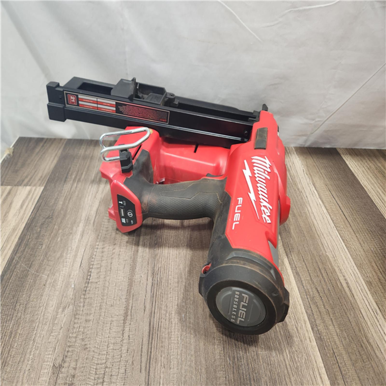 AS-IS- Milwaukee M18 FUEL 3-1/2 in. 18V 21-Degree Lithium-Ion Brushless Cordless Framing Nailer (Tool-Only)